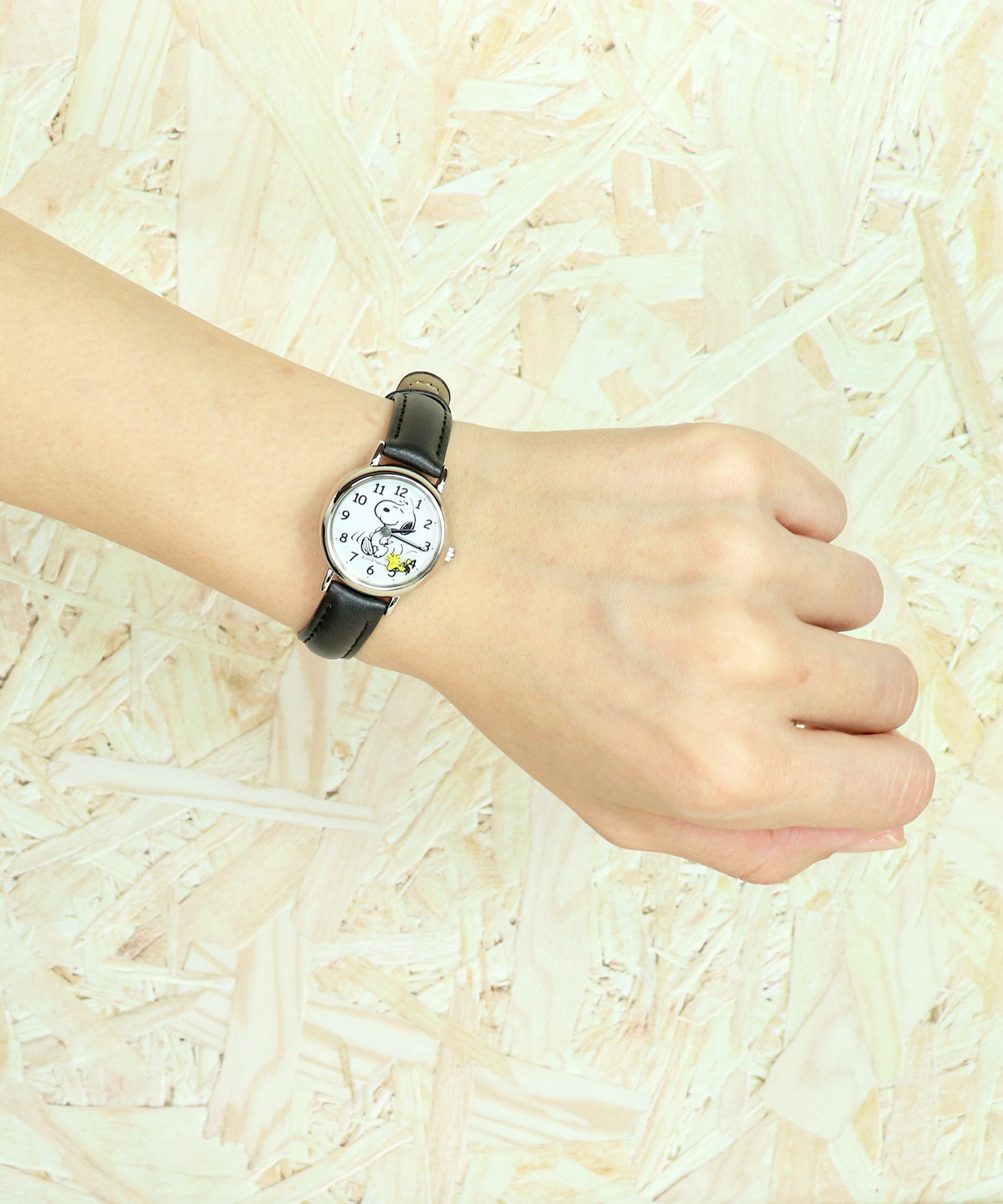 Citizen シチズン Q Q スヌーピー 95 P003 Hdg The Barefoot Salle De Bal The Barefoot Online サルデバル ザベアフット オンライン