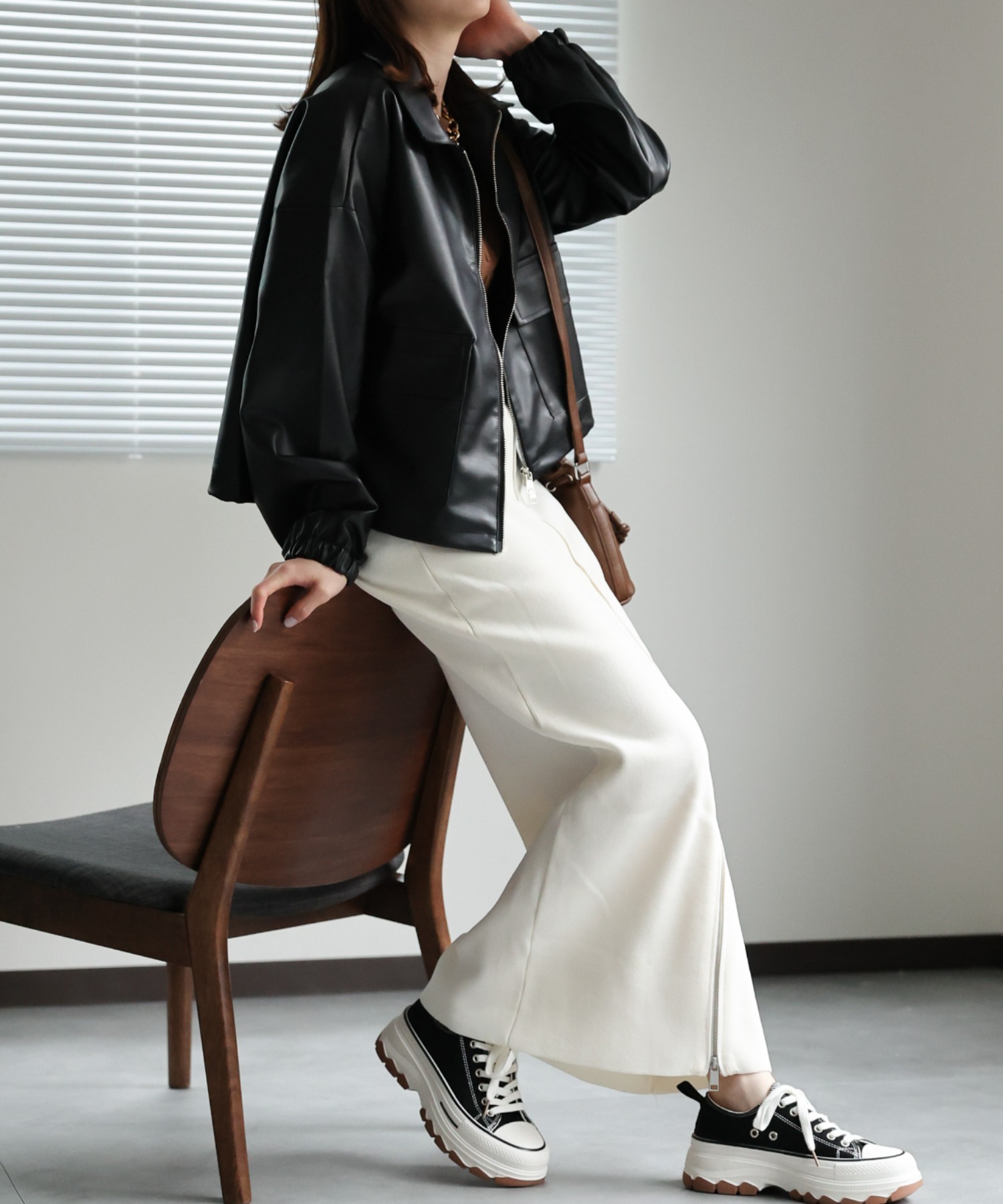 model：162cm 着用サイズ：F