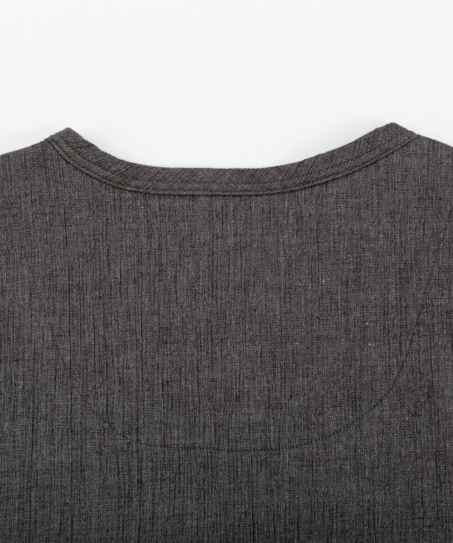 【DAKS】ハウスチェッククレープ　半袖ヘンリーネックトップス