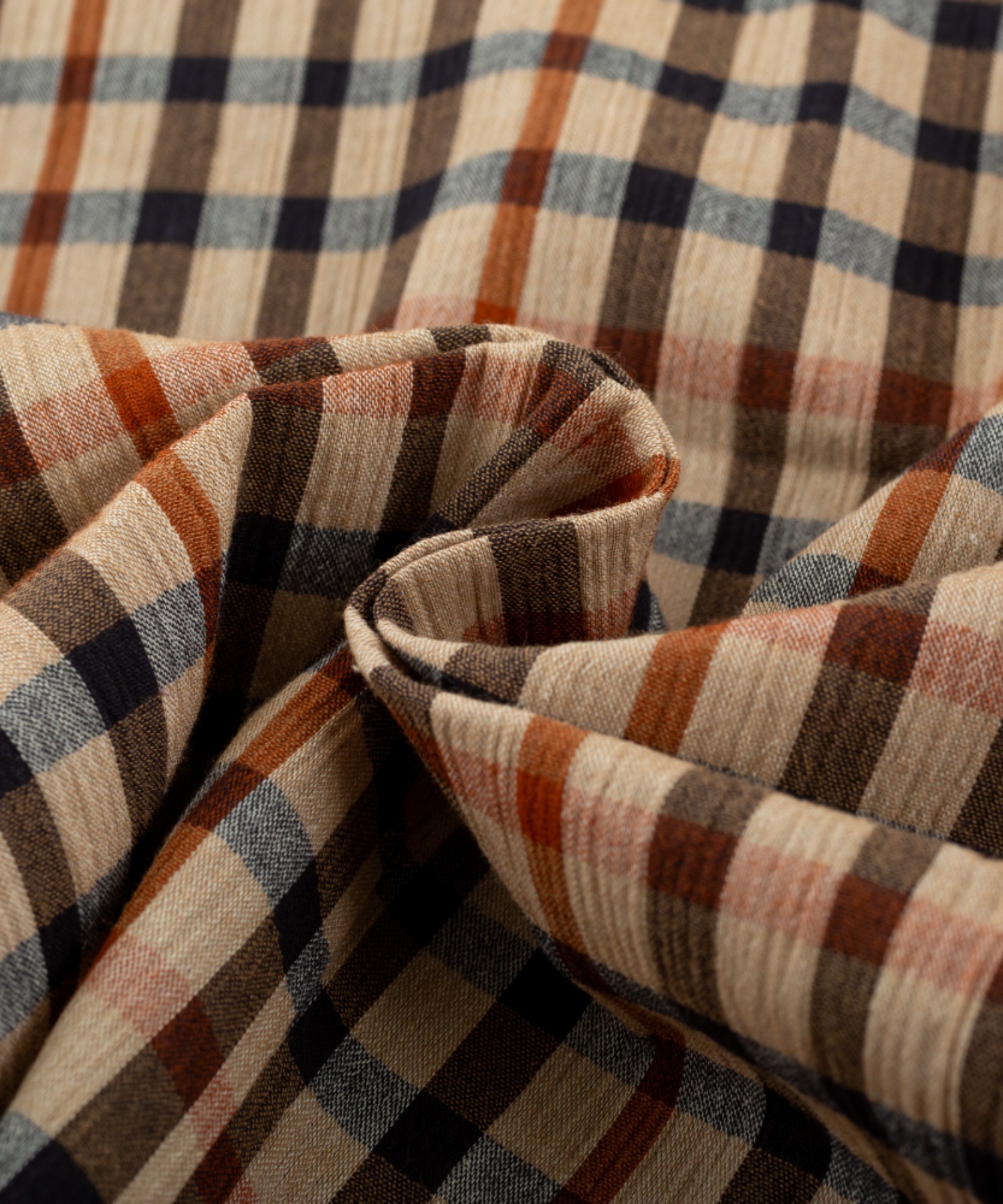 【DAKS】ハウスチェッククレープ　半袖ヘンリーネックトップス