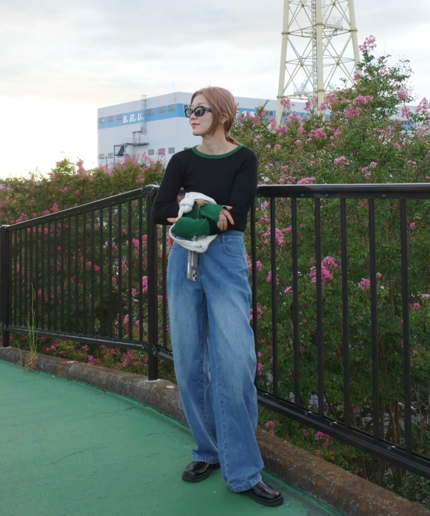model：H163 着用サイズ：FREE