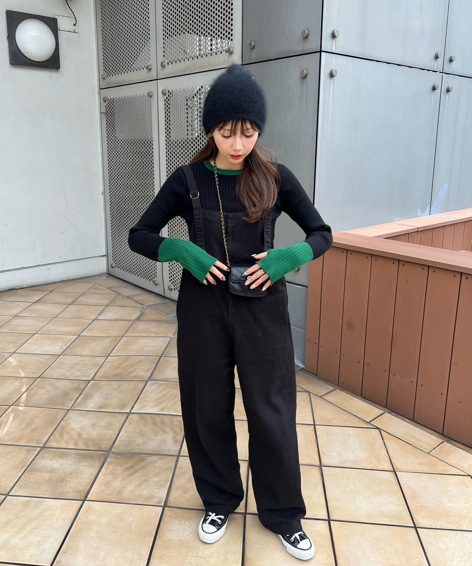 model：H153 着用サイズ：FREE