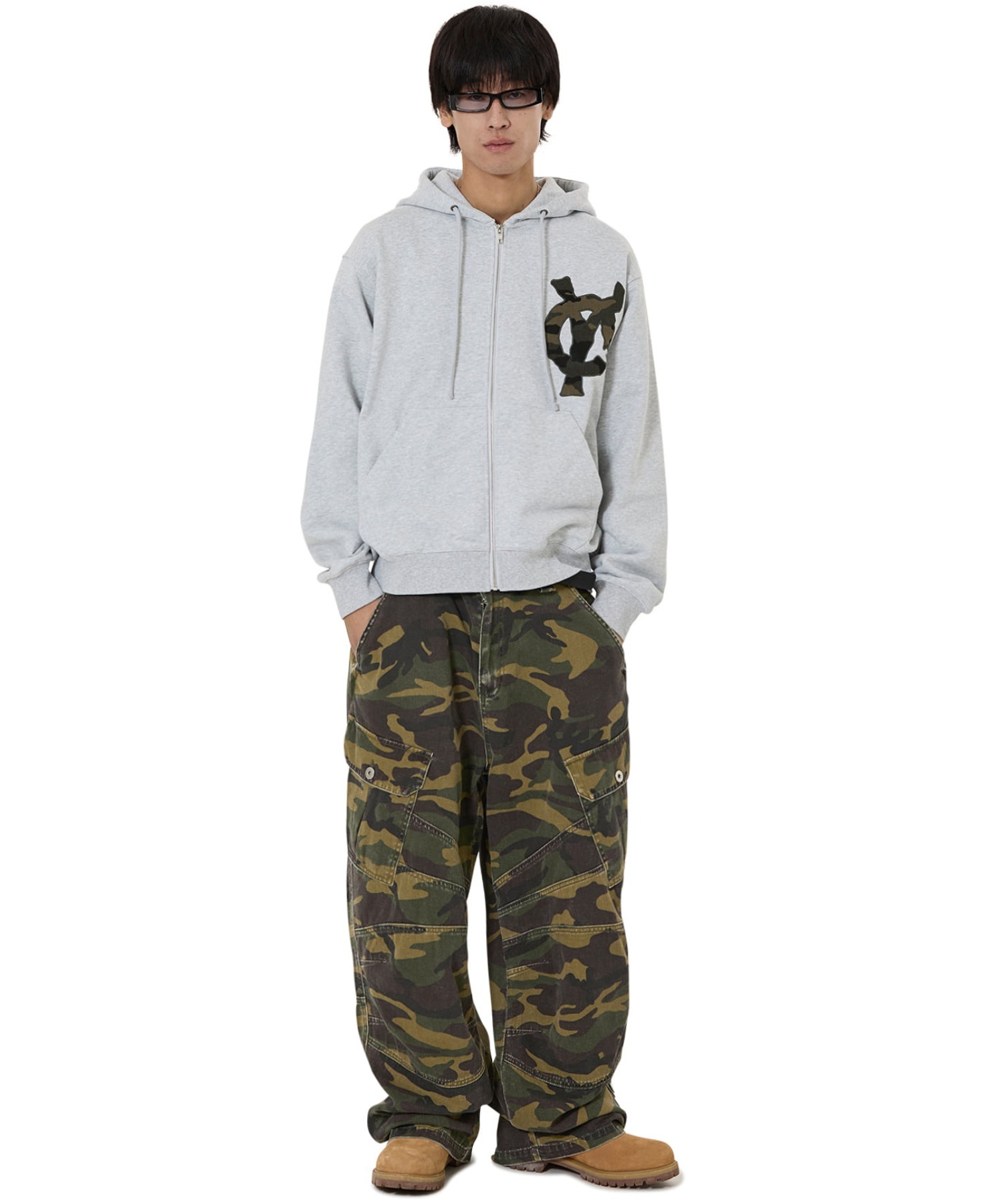 OY/オーワイ』LOGO PATCH HOODIE ZIP UP/ロゴパッチジップアップ