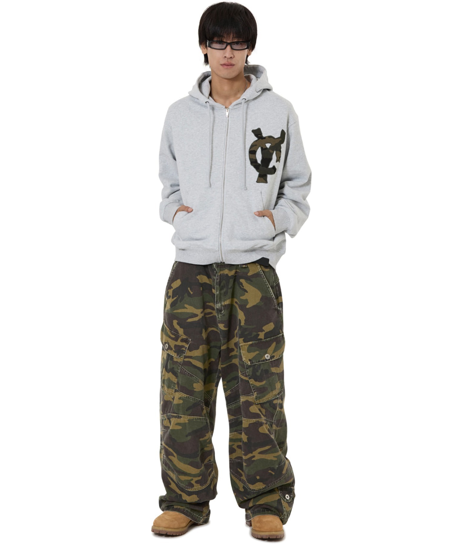 OY/オーワイ』LOGO PATCH HOODIE ZIP UP/ロゴパッチジップアップ