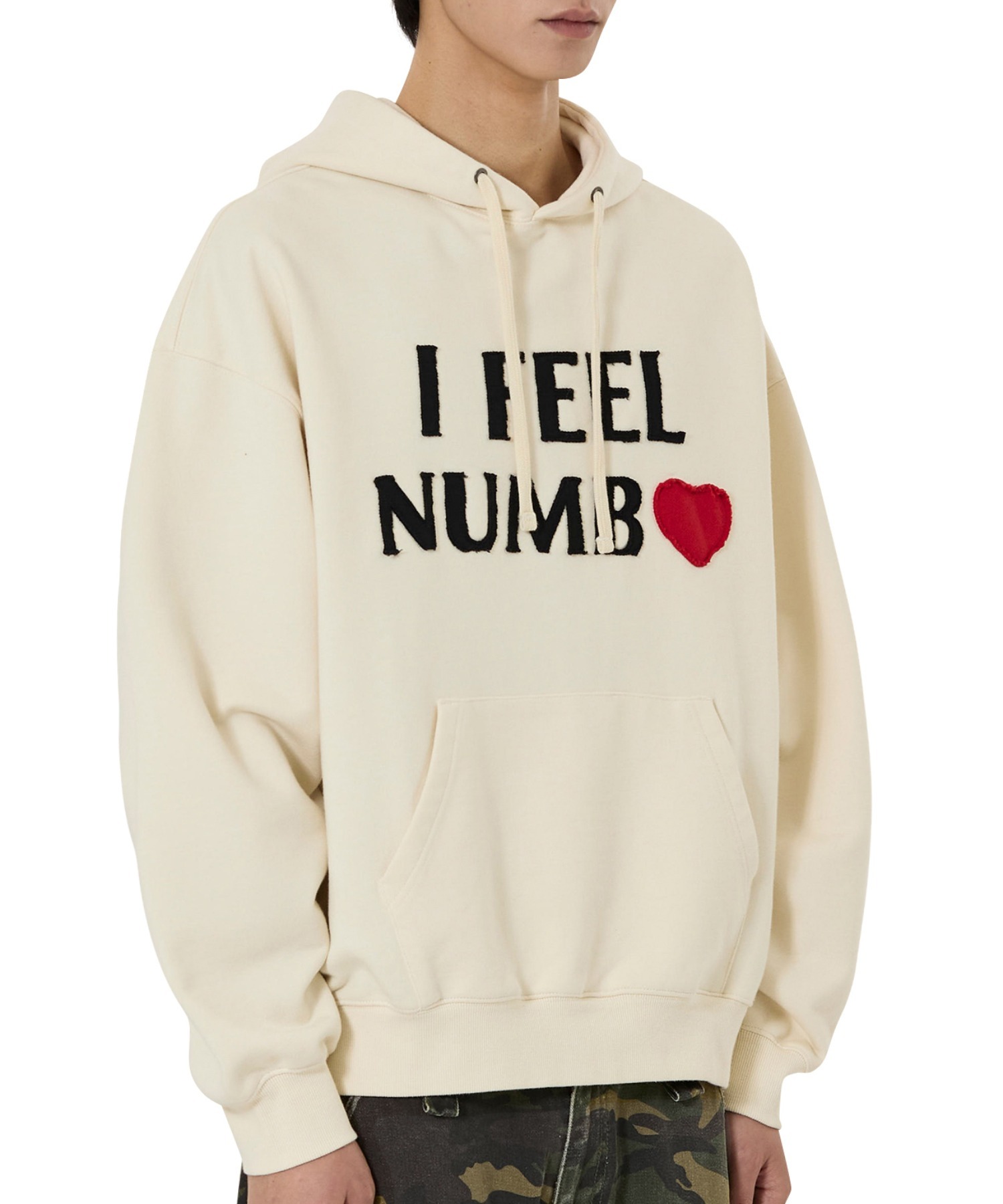 OY/オーワイ』NUMB PATCH HOODIE/NUMBパッチプルオーバー