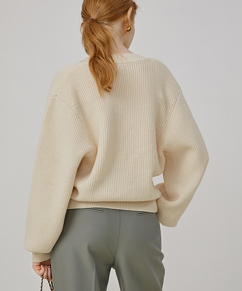 Fano Studios】Loose V-neck ridge knitted cardigan FQ21S100 