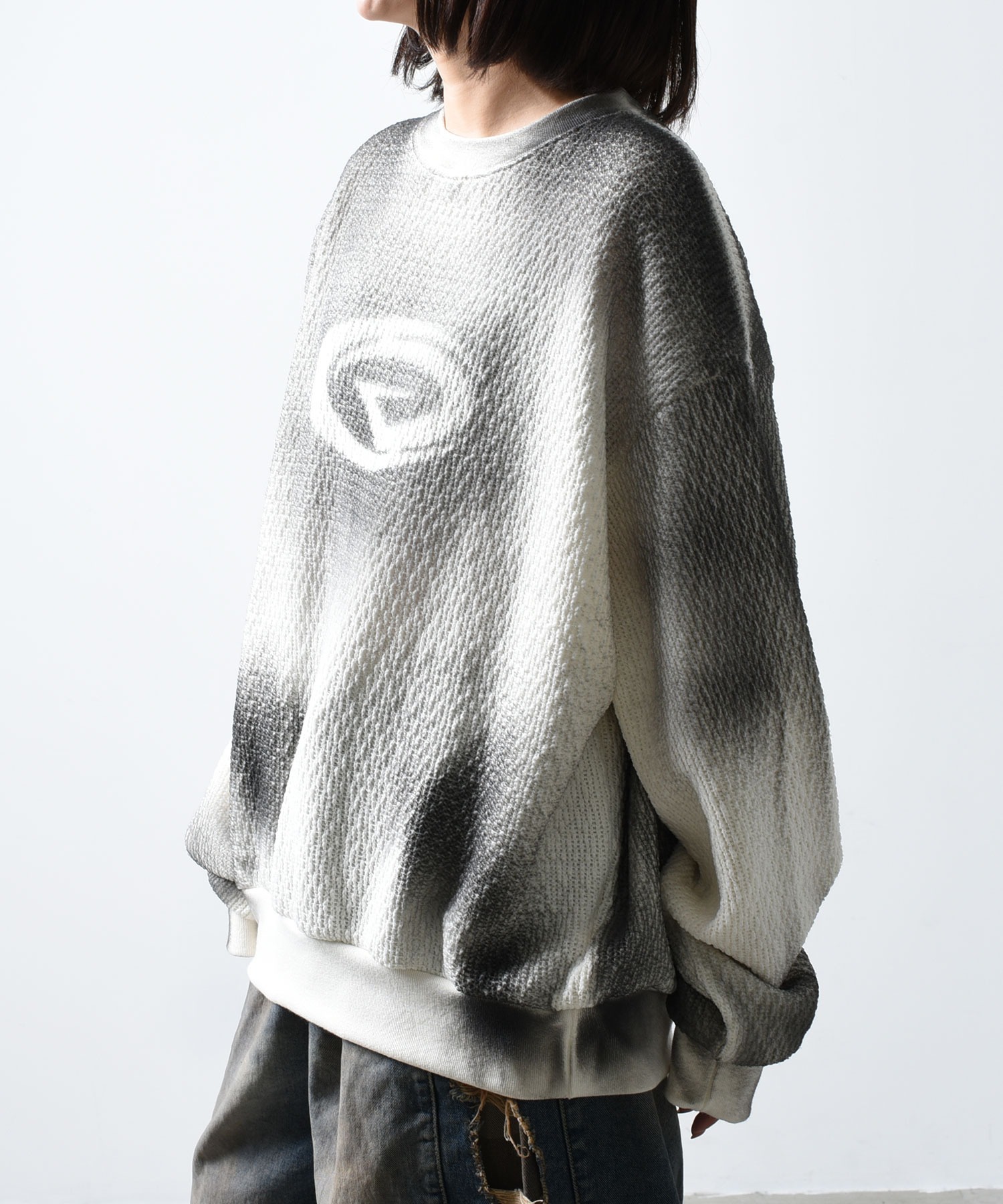 A'GEM/9 × .kom 『ARULE/アルール』スプレープリントニットプル