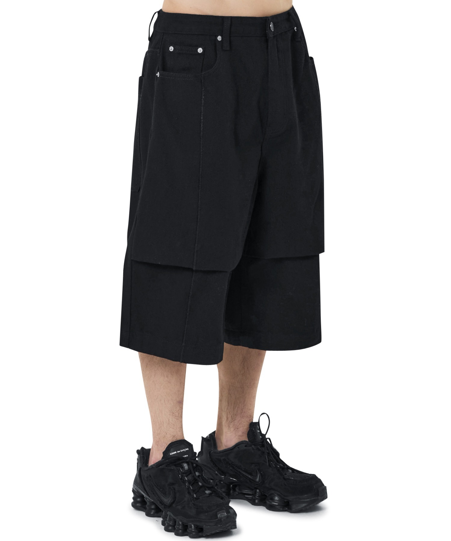 OY/オーワイ』 WIDE STITCH VOLUME ONE TUCK SHORTS/ワイドステッチ