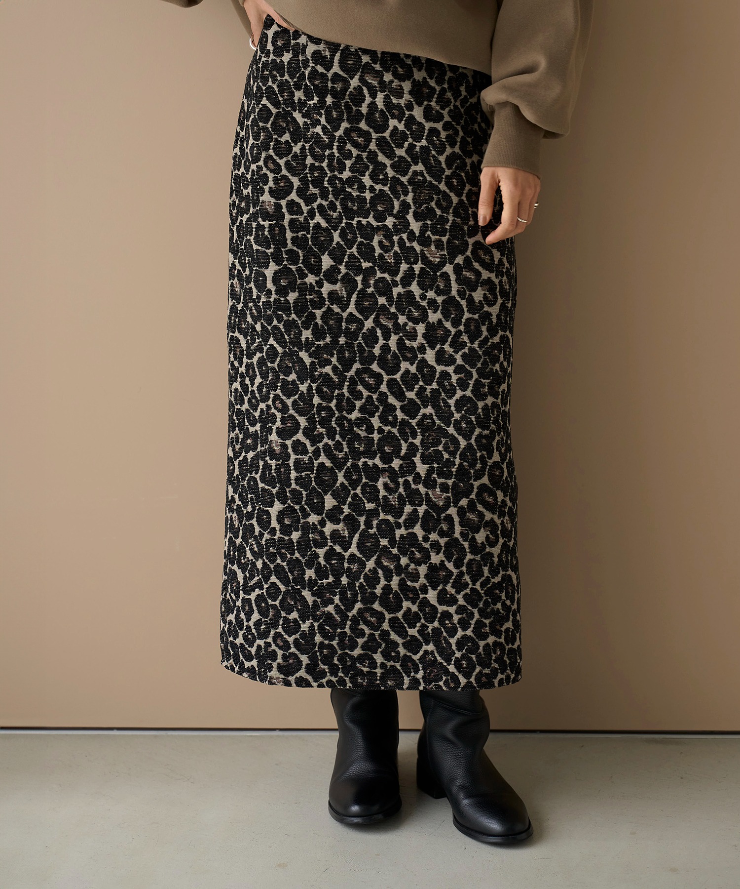 model：H165　着用サイズ：M