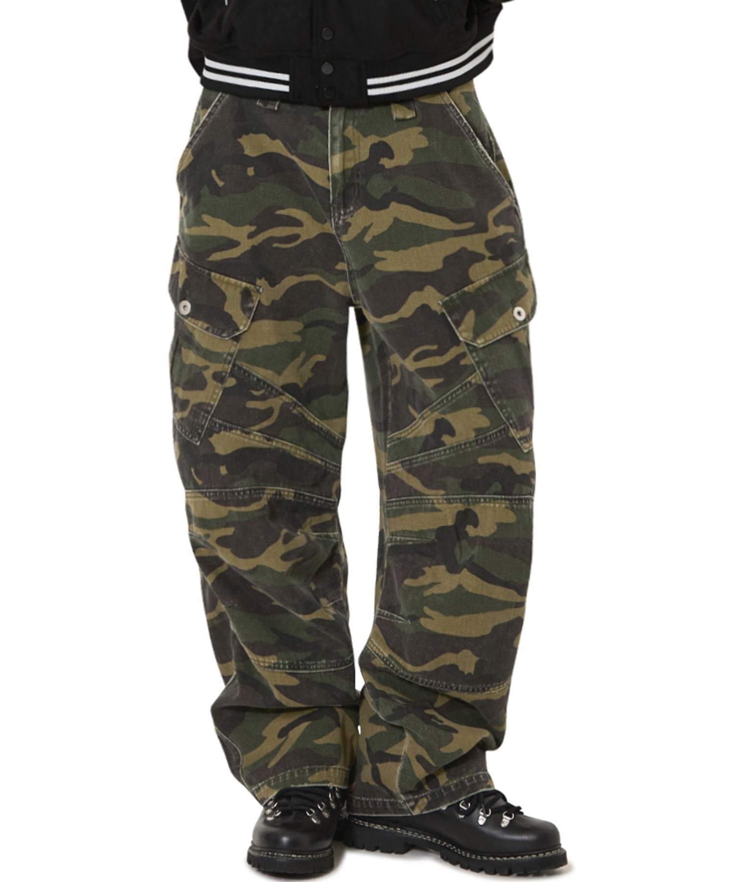 OY/オーワイ』WASHED PANEL CARGO PANTS/ウォッシュドパネルカーゴ