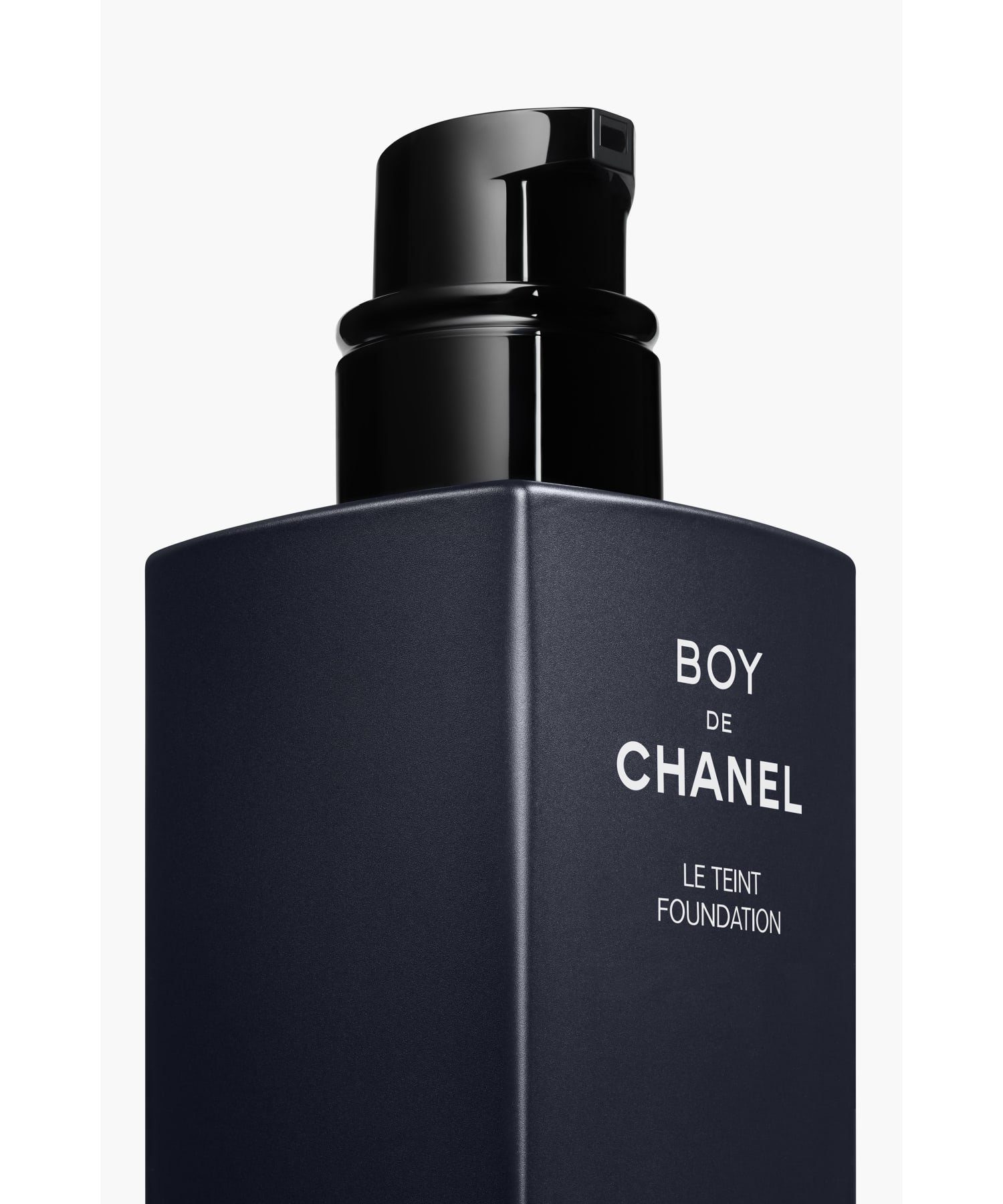 ボーイ　ドゥ　シャネル　ファンデーション　Ｎ ミディアムプラス ボーイ ドゥ シャネル ファンデーション N ファンデーション