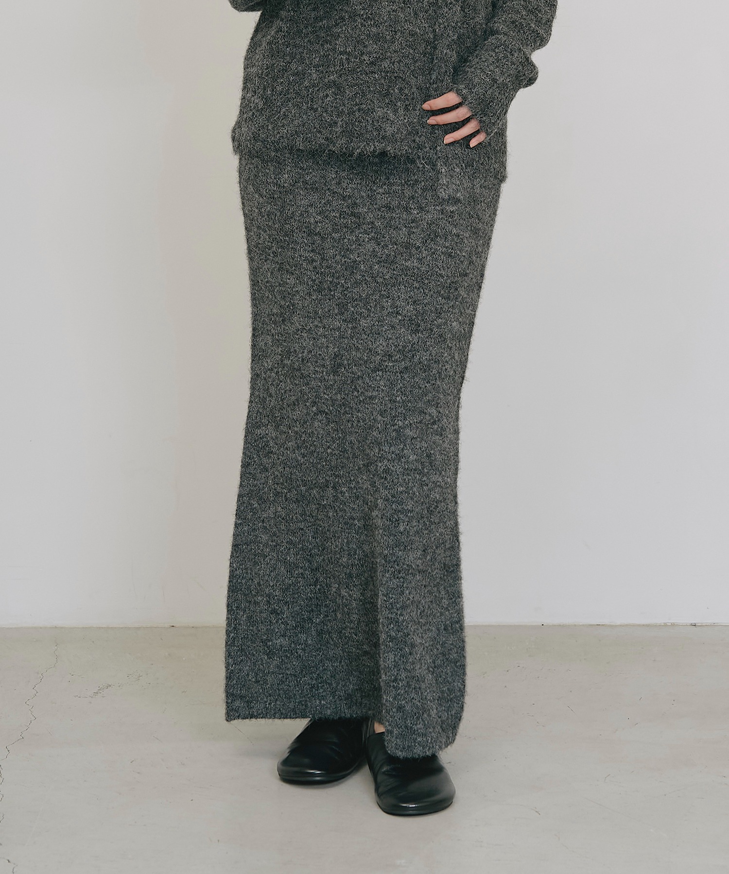model：H166　着用サイズ：F