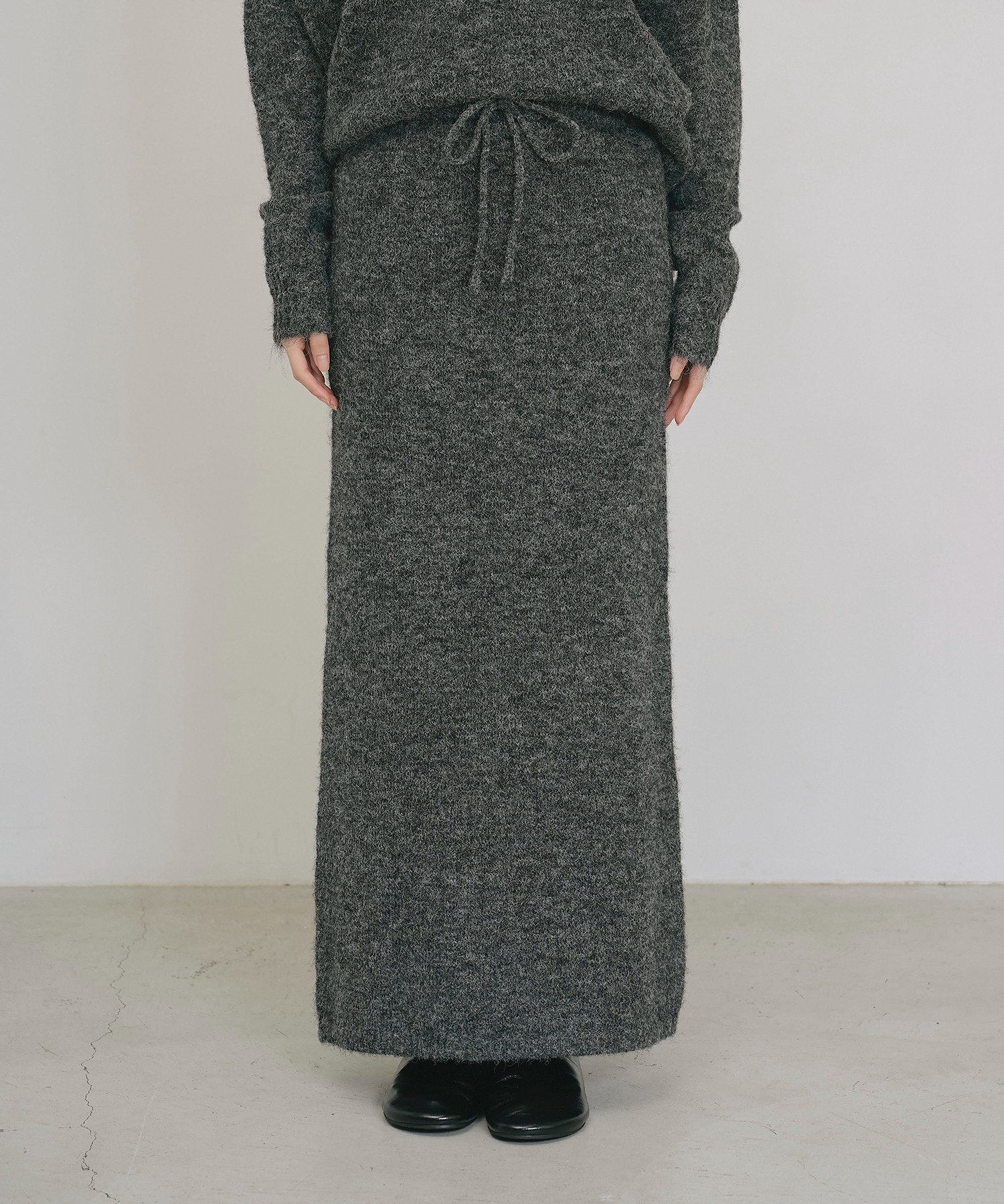 model：H166　着用サイズ：F
