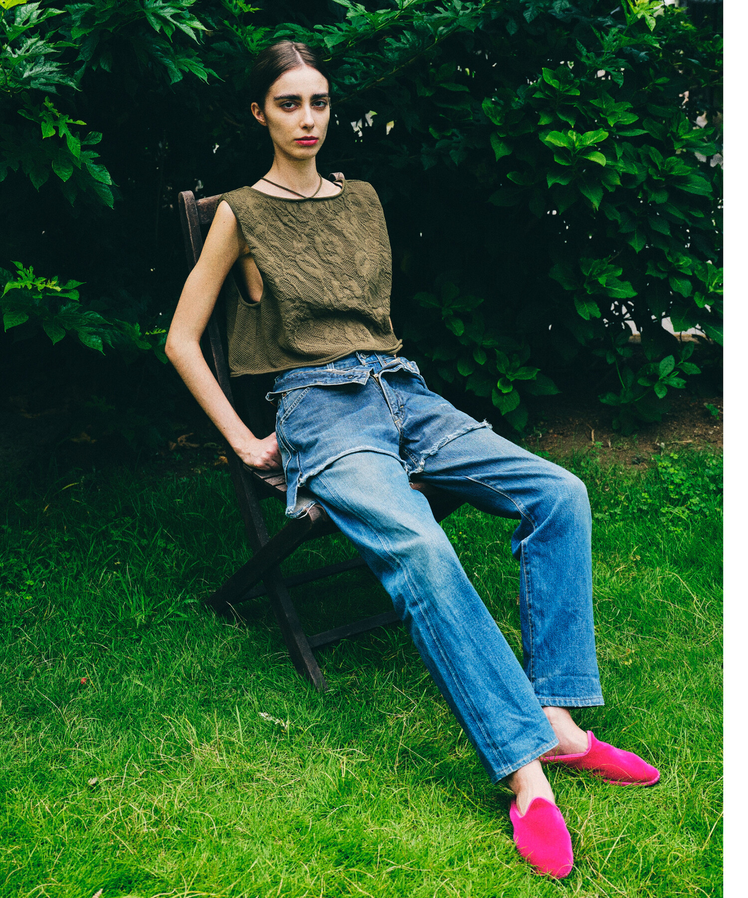 A MENDA | フラワーレース ニットベスト WOMEN