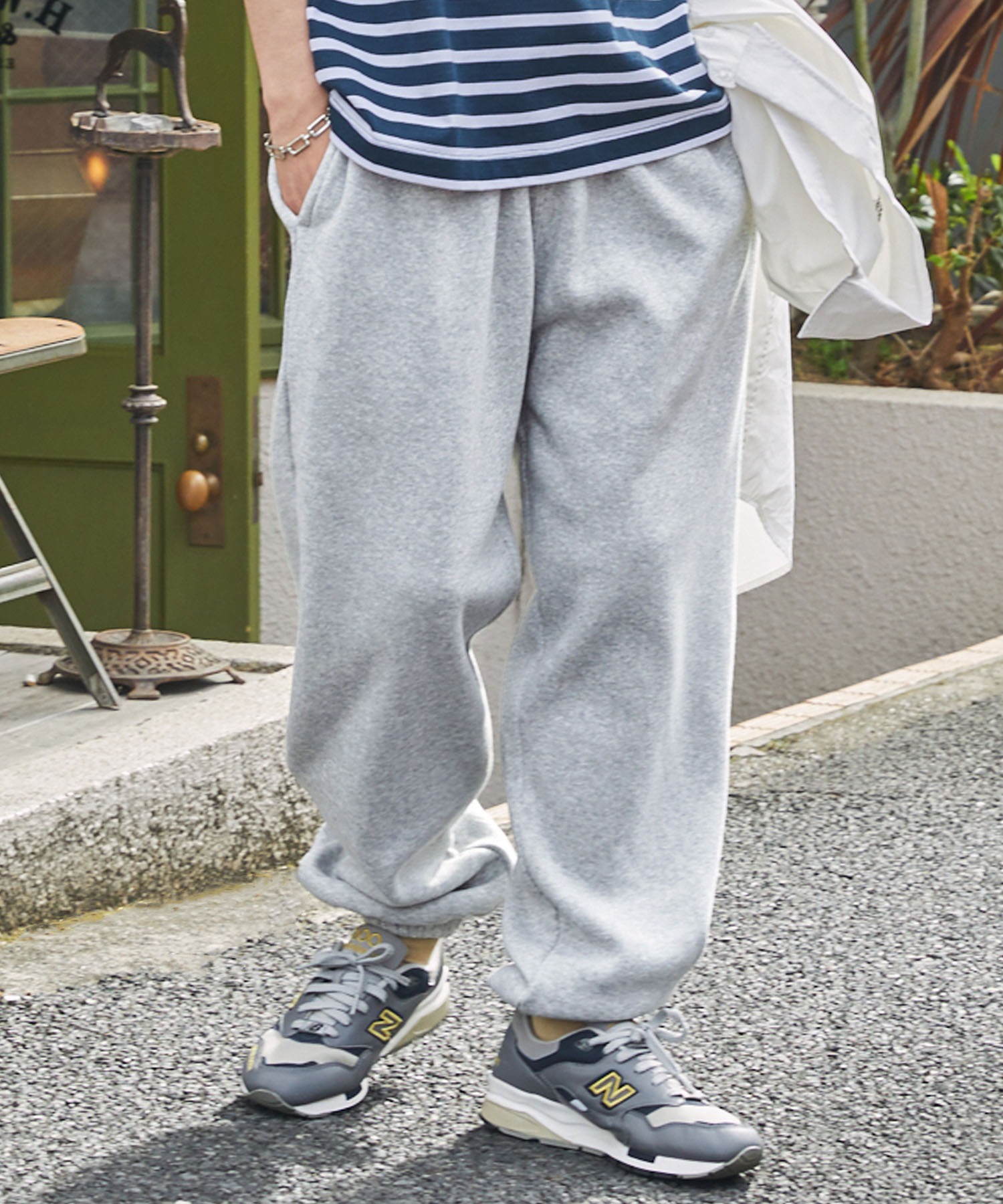 オーバーサイズイージースウェットパンツ