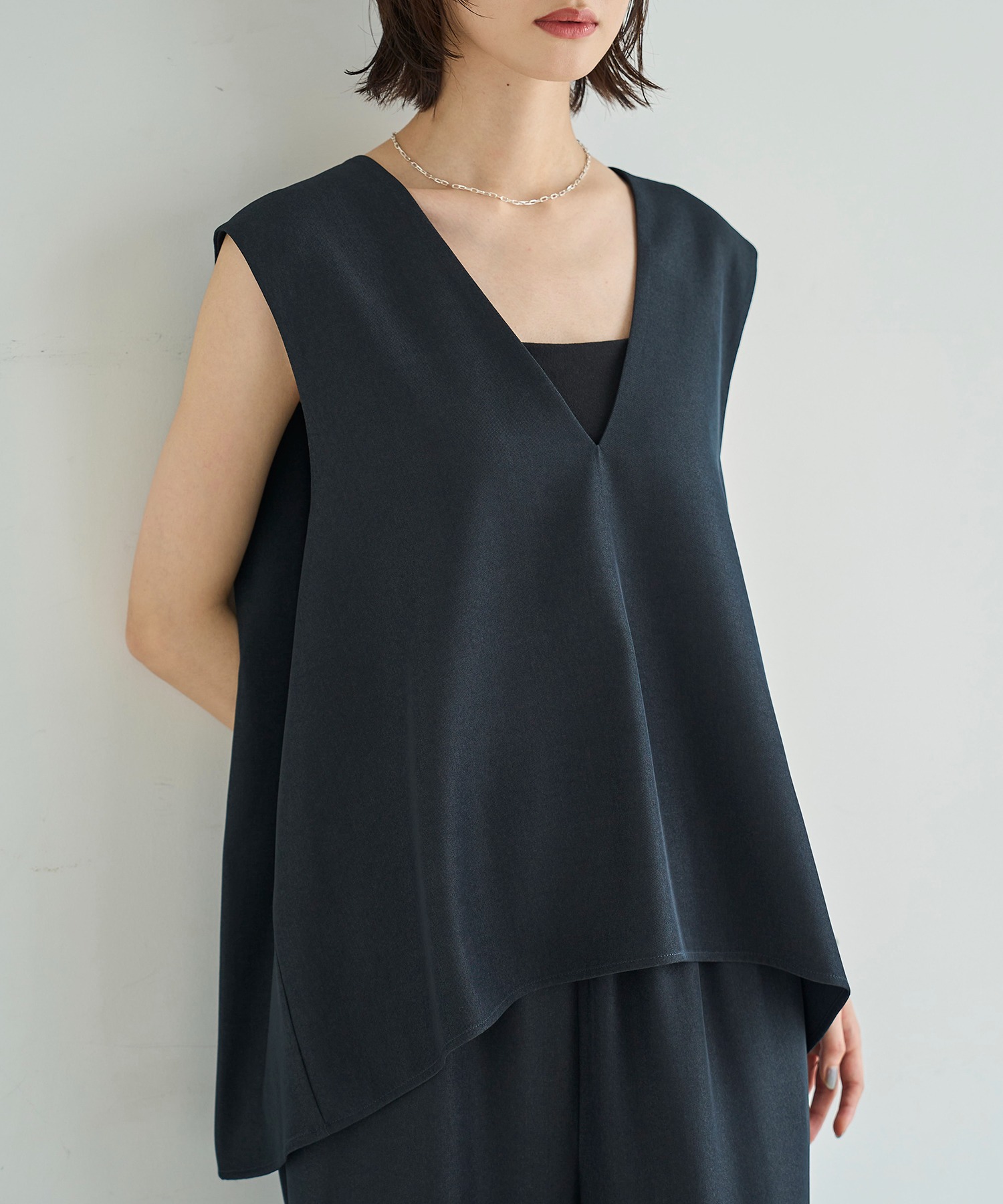 model：H166　着用サイズ：F