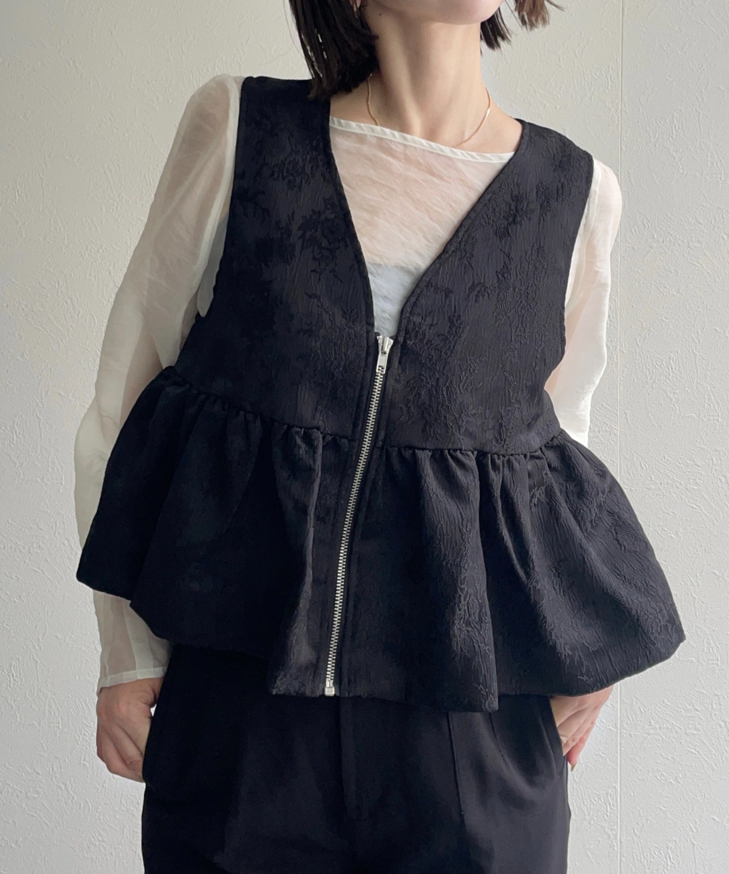 model:162㎝　着用サイズ：FREE