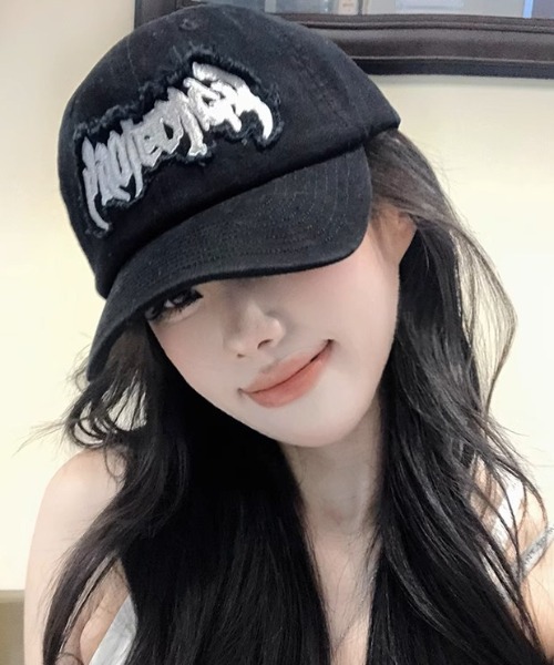 A'GEM/9 × .kom 『.KOM/ドットケーオーエム』 Logo Embroidery