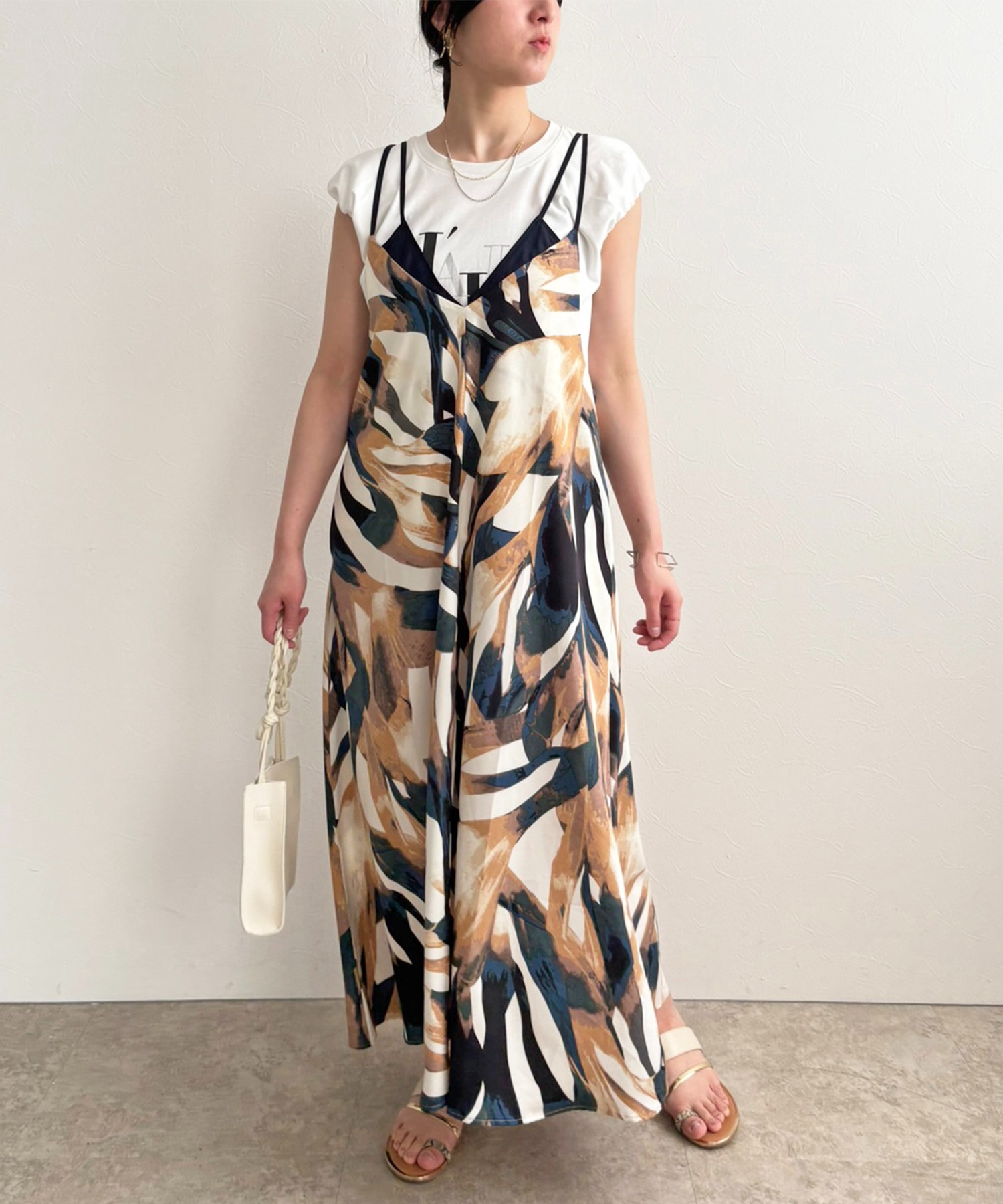 【新品】VALERIANE ボレロキャミワンピースレイヤード L 新品】VALERIANE ボレロキャミワンピースレイヤード L レイヤード