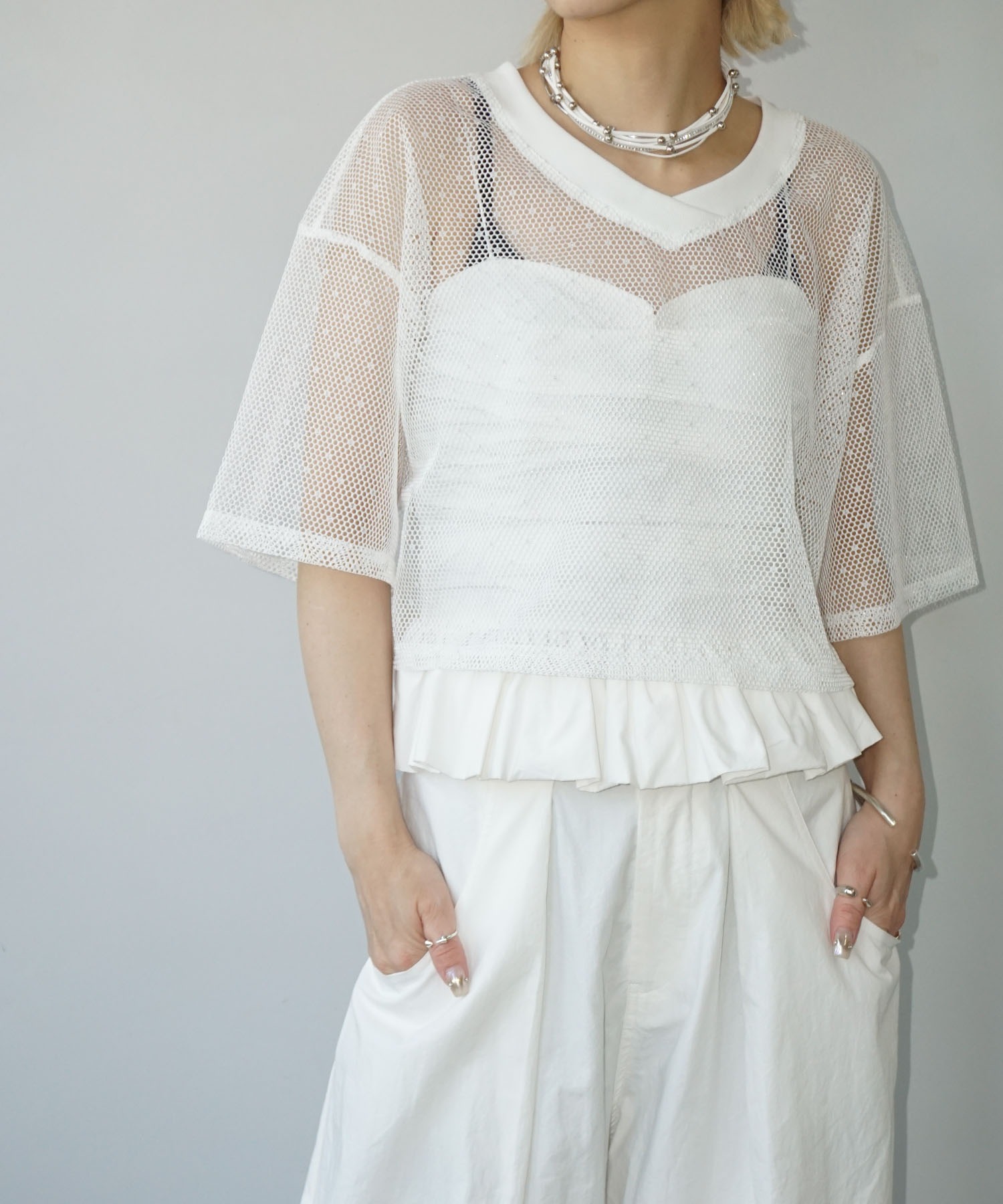 「CHENTAITAI」ドットテクスチャー Vネックメッシュトップ CTW25s020 レディース CHENTAITAI】ドットテクスチャー Vネックメッシュトップ