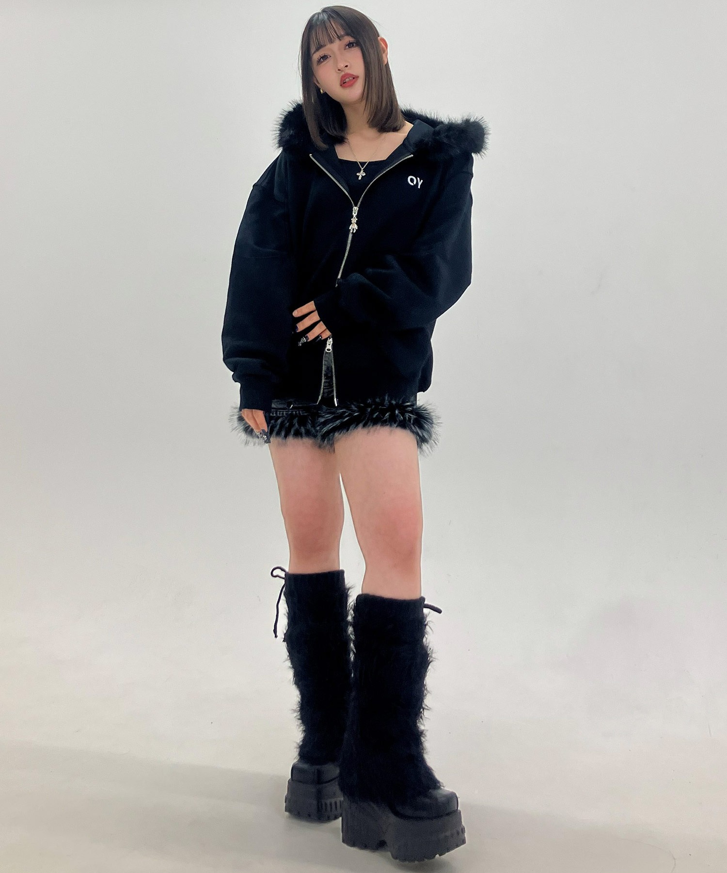 OY/オーワイ』DOLLY FAUX FUR HOODIE ZIP UP/ドリー ファーフード