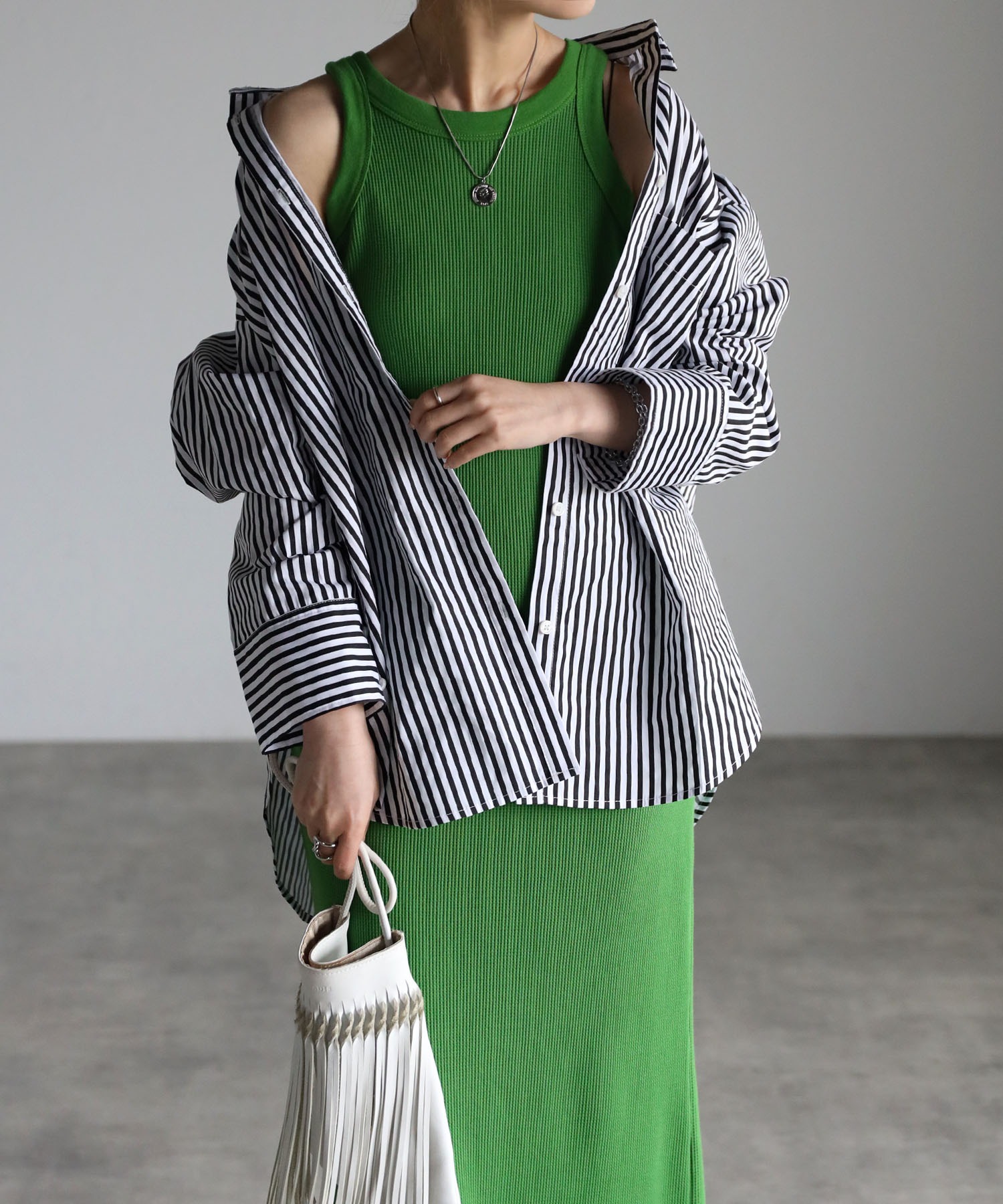 model：H158 着用サイズ：FREE