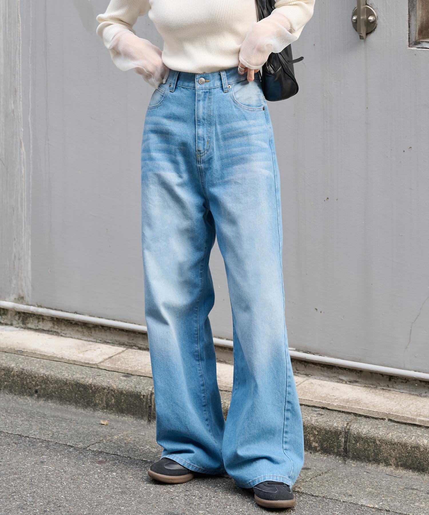 速乾・ウォッシャブル>ヴィンテージライク ハイウエストルーズデニム