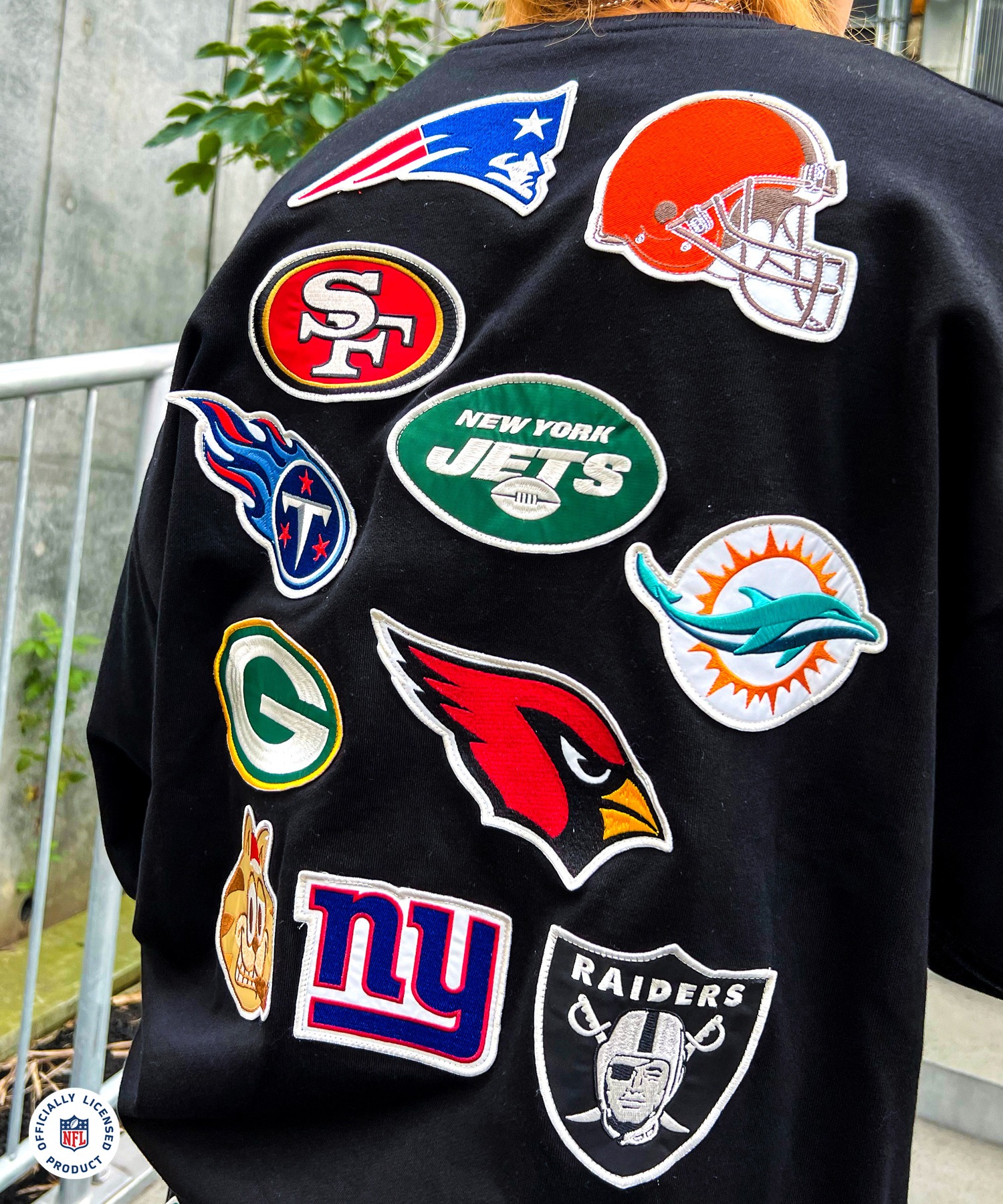 NFL×A'gem TEAM PATCH SWEATSHIRT］チームワッペンスウェットシャツ A'gem│A'GEM/9×.KOM【公式】｜韓国・ ストリートブランド通販サイト エージェムナイン ドットケーオーエム