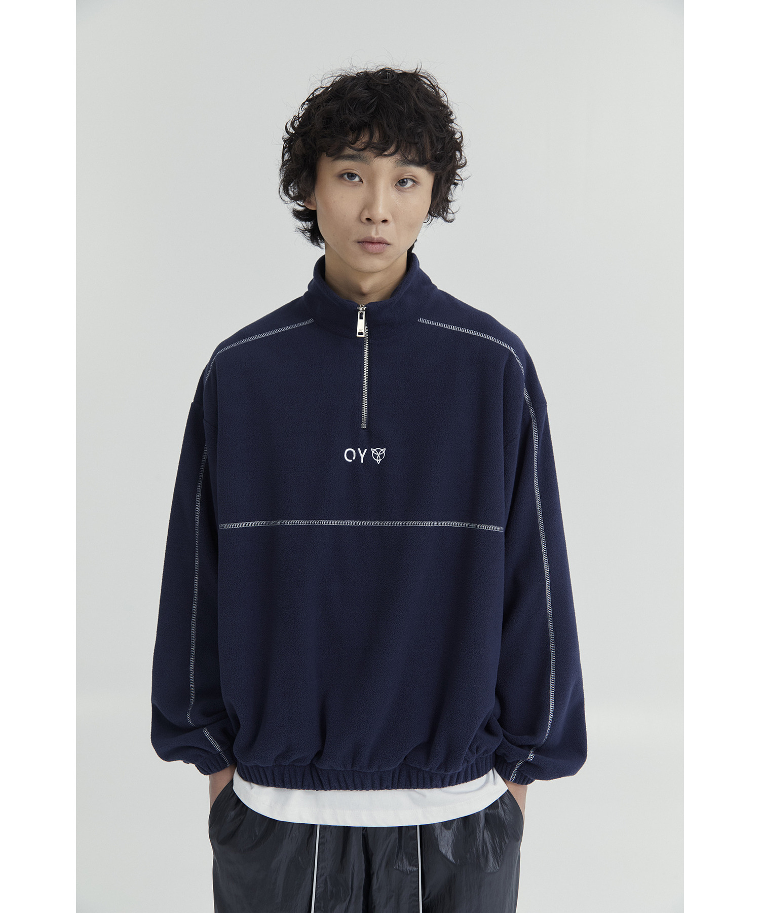 OY/オーワイ』COVER STITCH FLEECE ANORAK MTM/カバーステッチ フリース アノラック OY│A'GEM/9×.KOM【公式】｜韓国・ストリートブランド通販サイト  エージェムナイン ドットケーオーエム