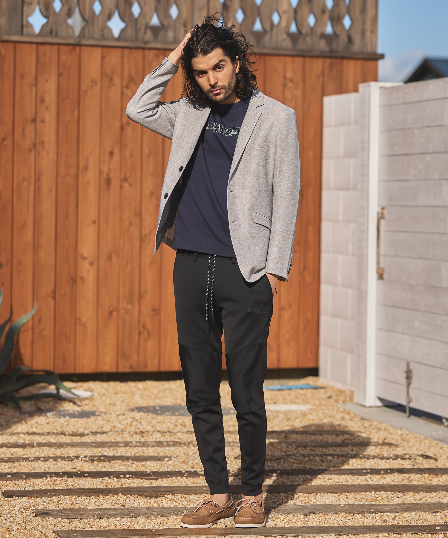 カラミノッチドラペルジャケット