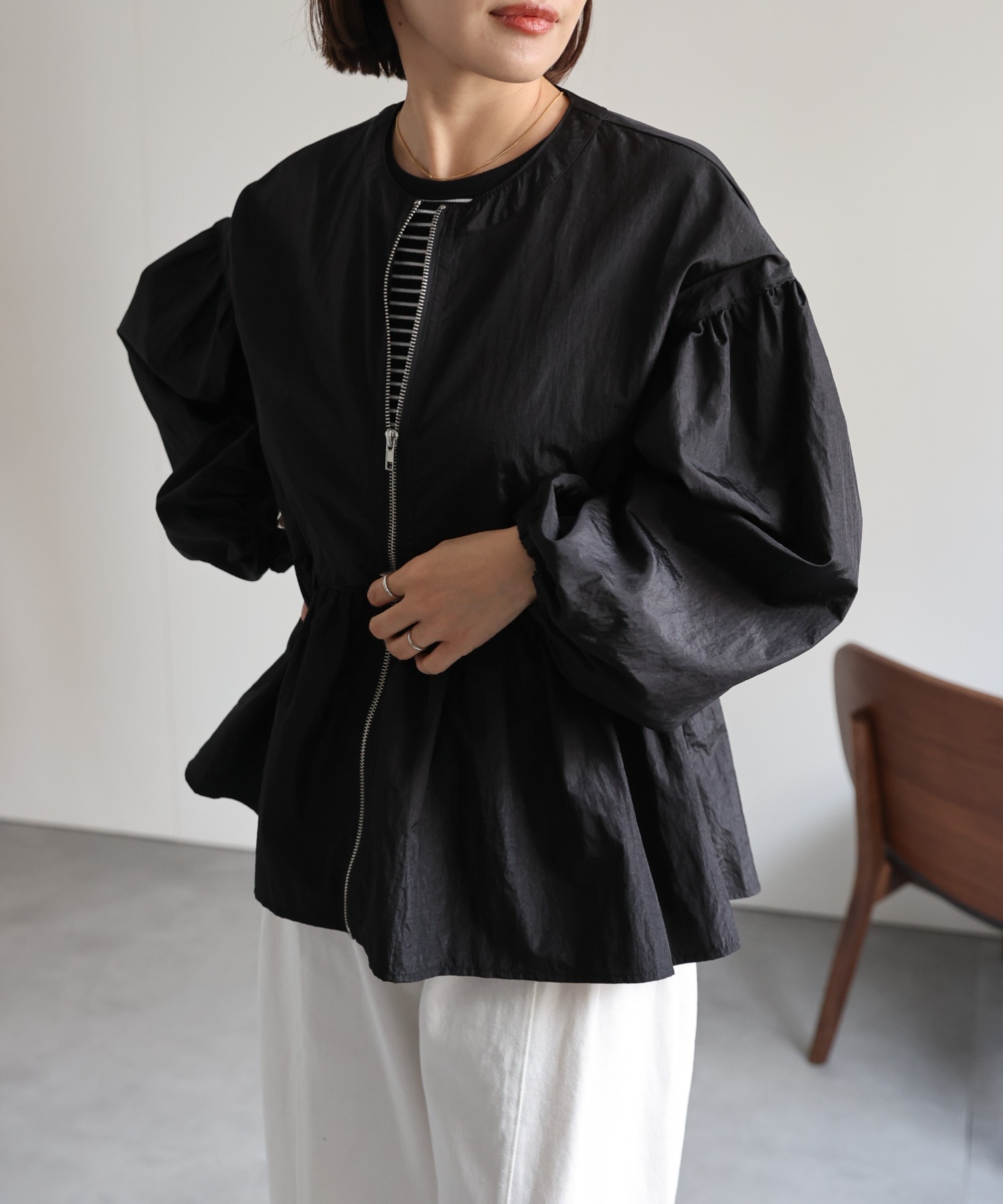 model:162㎝　着用サイズ：FREE