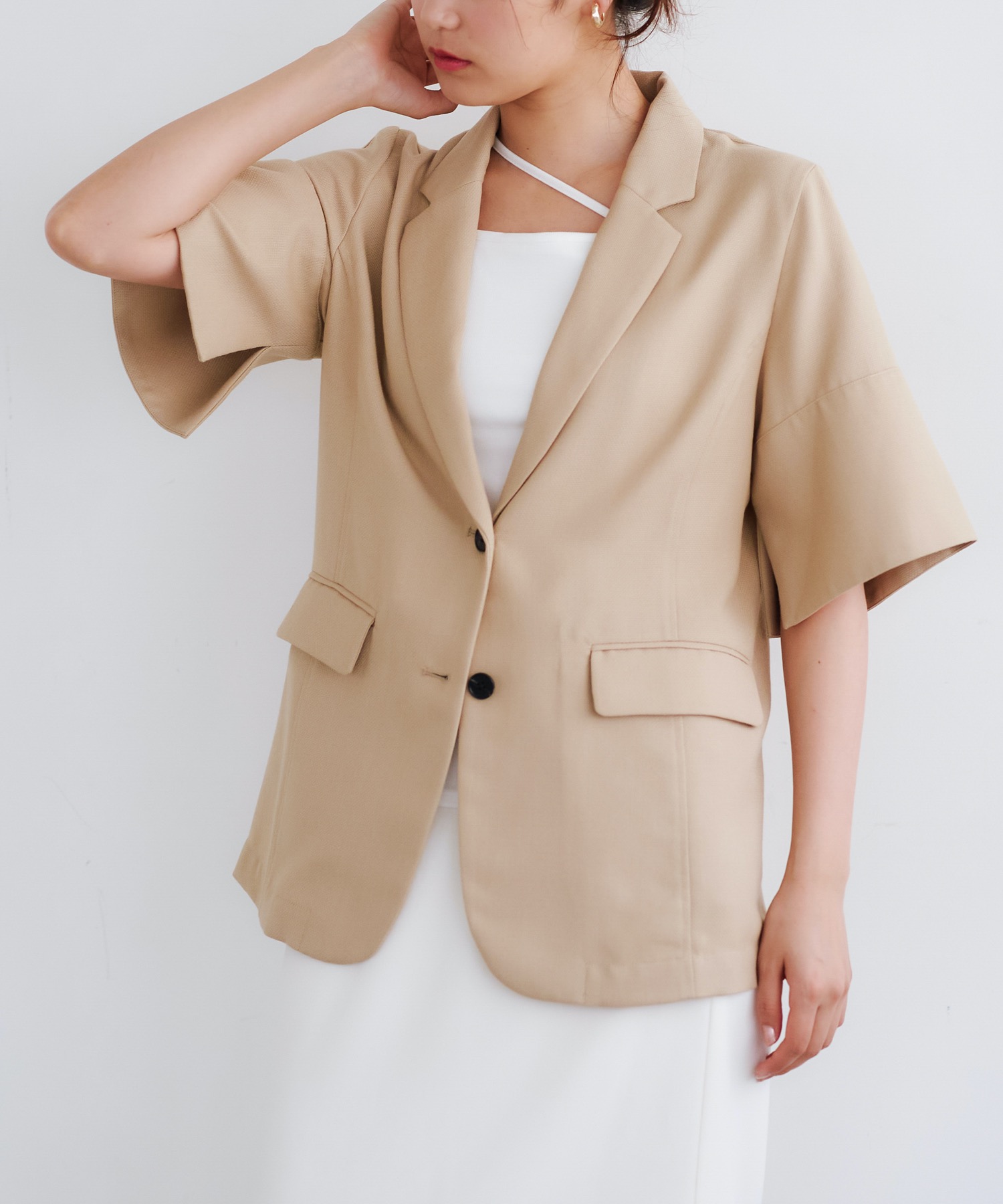 【新品】Emma taylor フード付き軽量ジャケット ハーフスリーブテーラージャケット Emma Taylor│STYLEDOOR