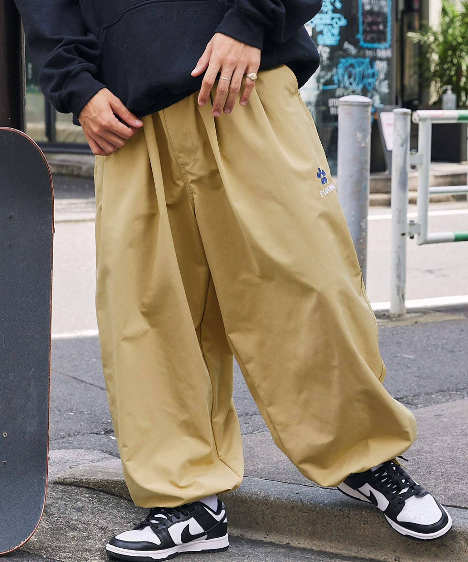 GOLDEN ONE-TUCK BALLOON PANTS - 通販 - gofukuyasan.com