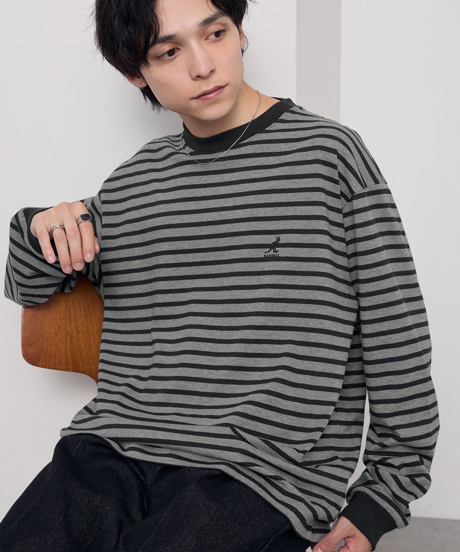 レオナール カンカン素材 ブラック シャツ L ロゴボタン レオナール
