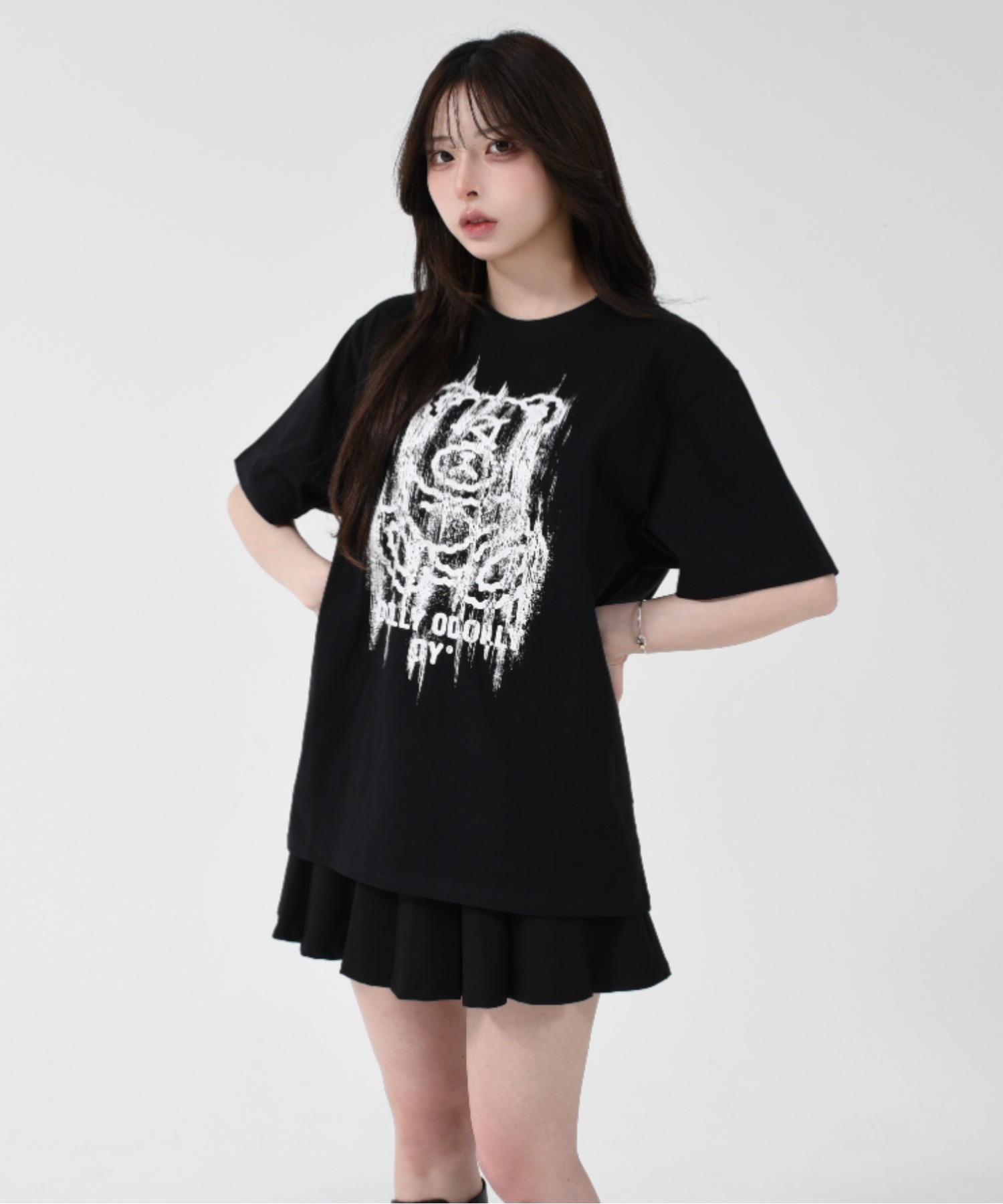 ★OY★LOGO DOLLY TEE - BLACK★正規品/韓国直送料込/人気 OY/オーワイ』 LOGO DOLLY TEE/ロゴドリー半袖Tシャツ OY│A'GEM