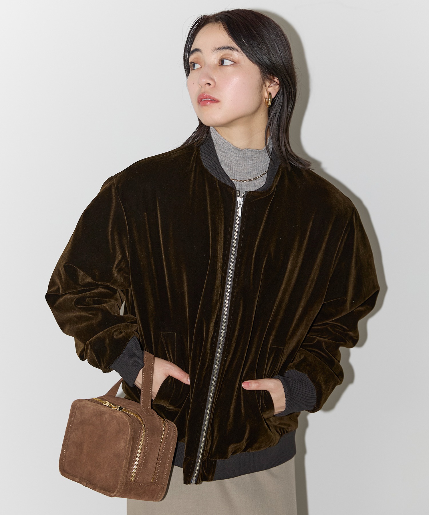 model：H158　着用サイズ：F
