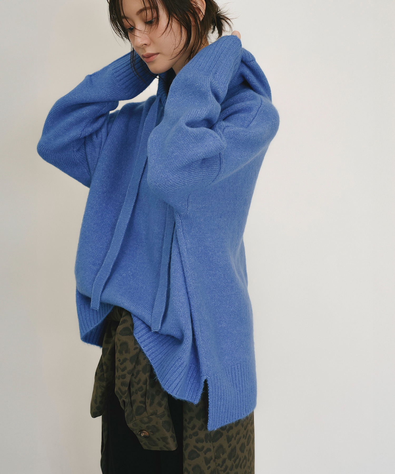 model：H166　着用サイズ：F