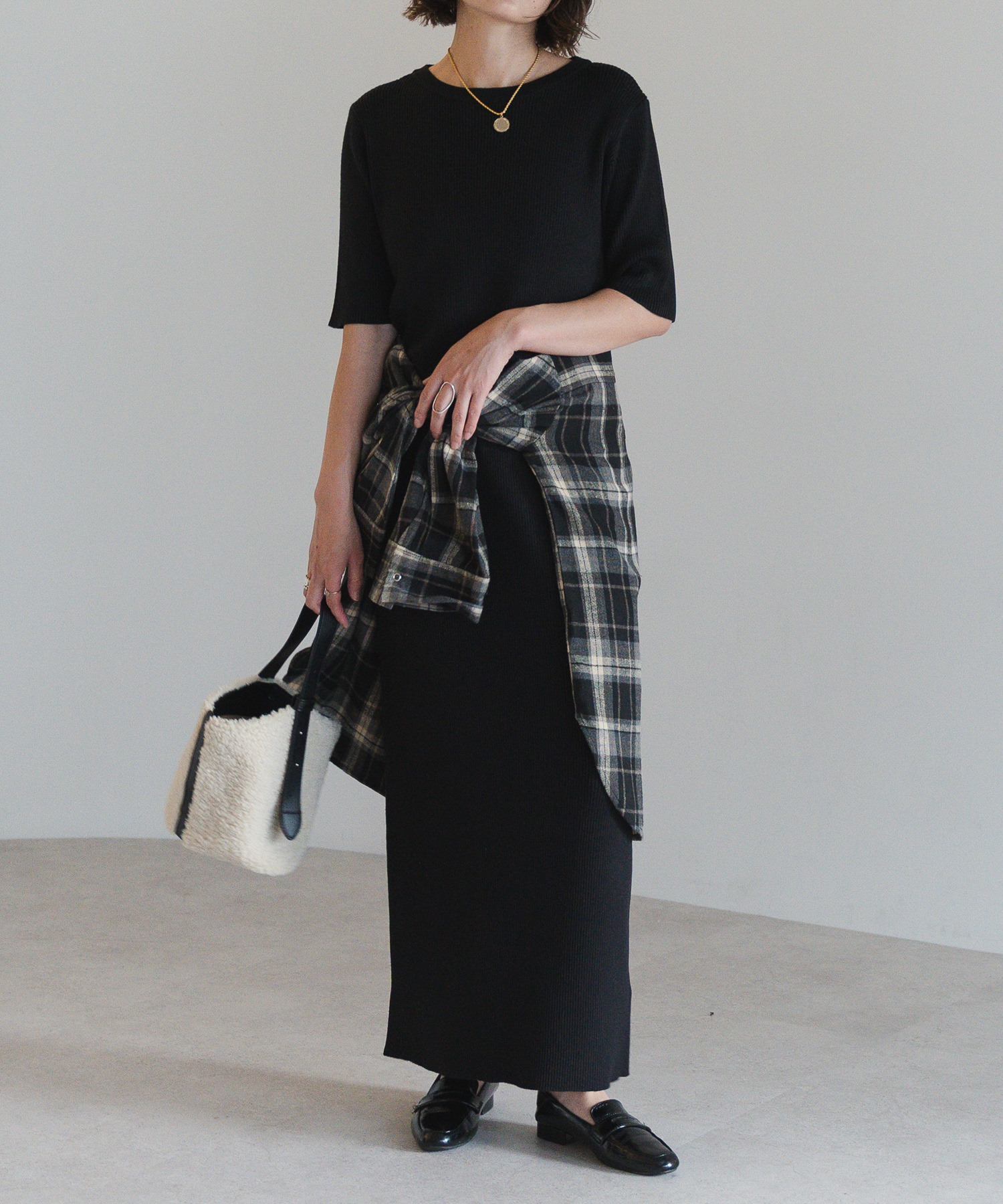 model：H158 着用サイズ：FREE