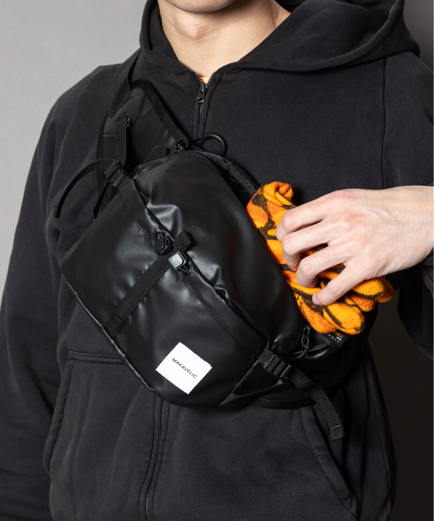 ボディバッグ/ウエストポーチ Forest Waist Bag