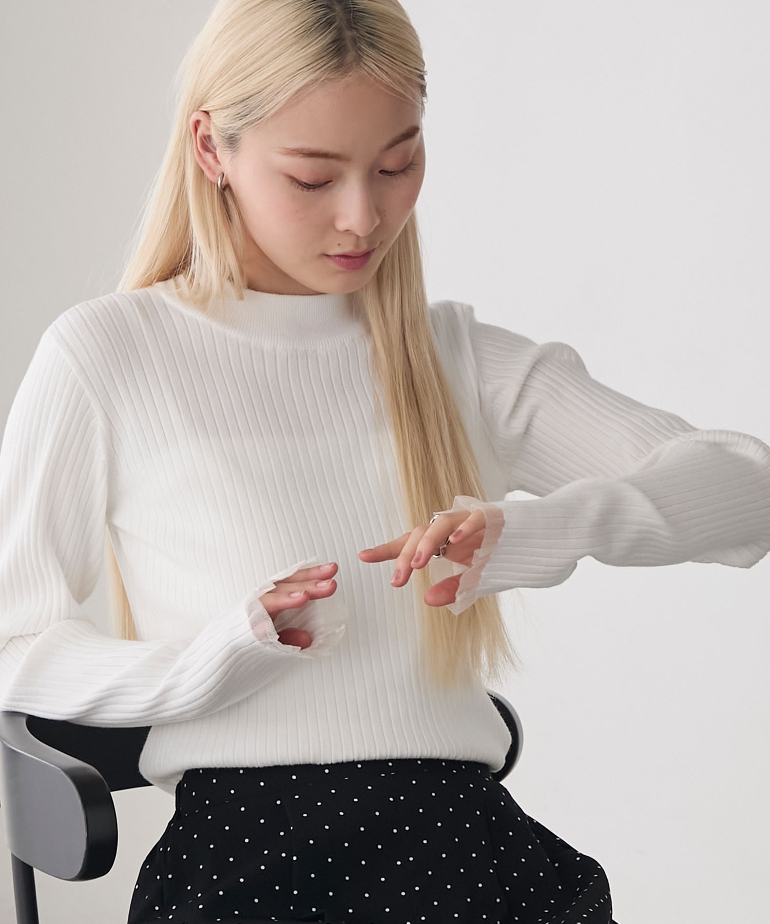 新品タグ付き シアーカフスリブニット+異素材フリルショルダージャンスカ セット NATURAL BEAUTY BASIC（ナチュラルビューティーベーシック