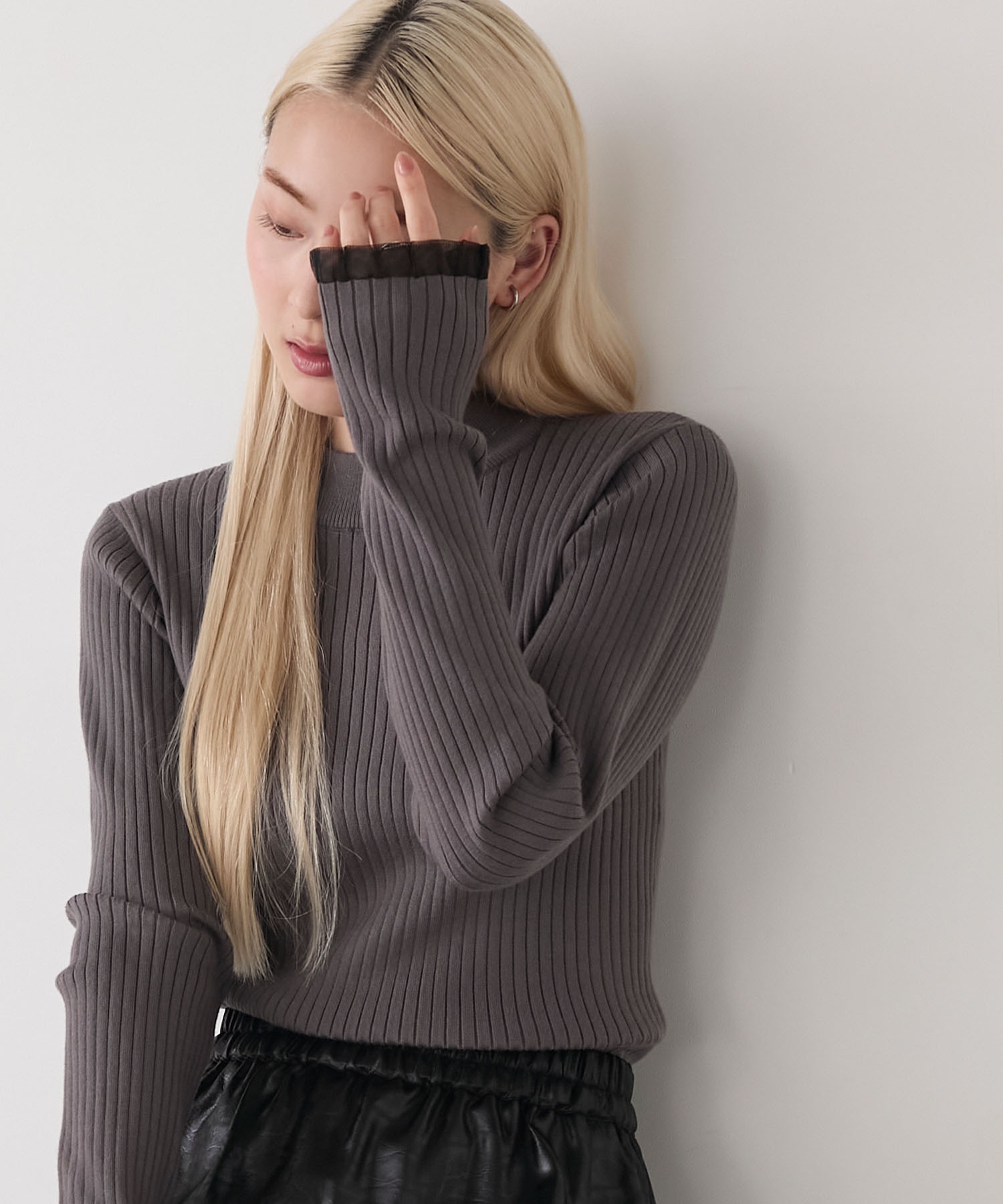 forksy.】エブリデイシアーフリルカフスリブニットプルオーバー forksy