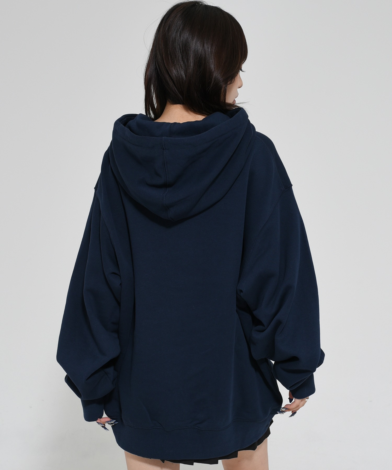 OY/オーワイ』 CRACKED LOGO HOODIE/ひび割れ ロゴパーカー OY│A'GEM