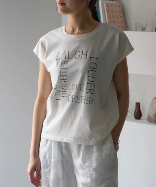 model：160cm / size：F
