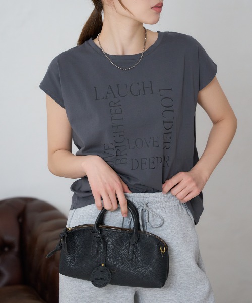 model：163cm / size：F