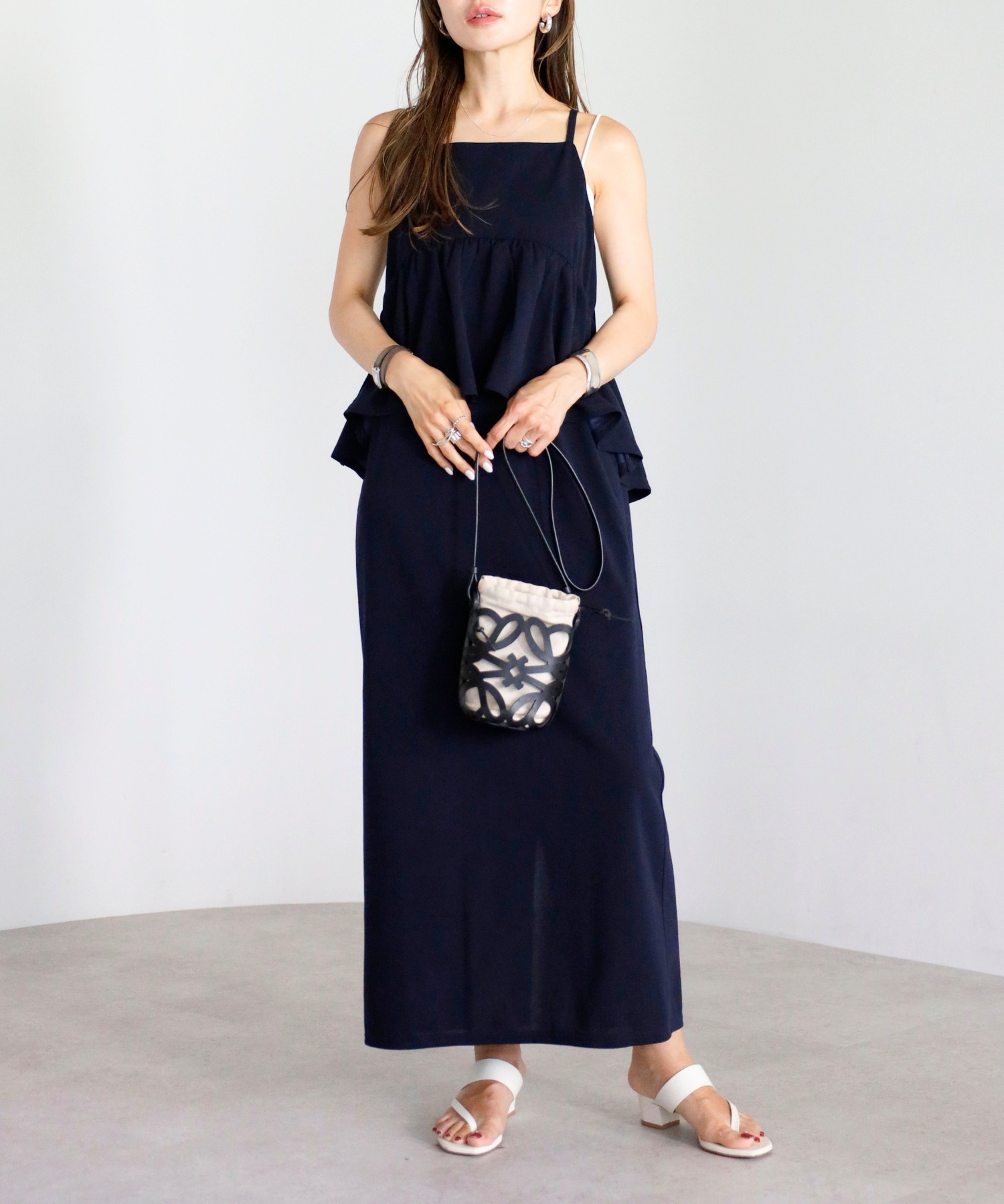 model：H165 着用サイズ：FREE
