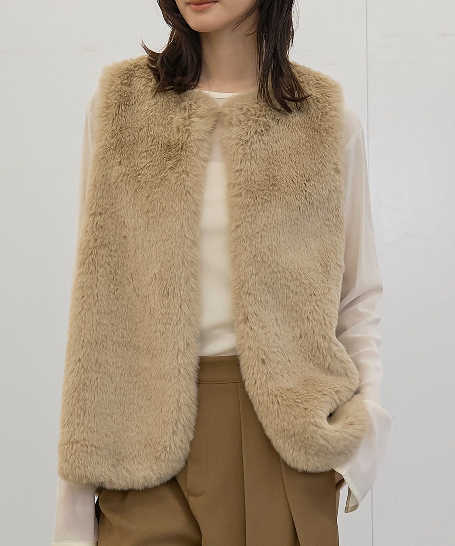 model：H166　着用サイズ：F