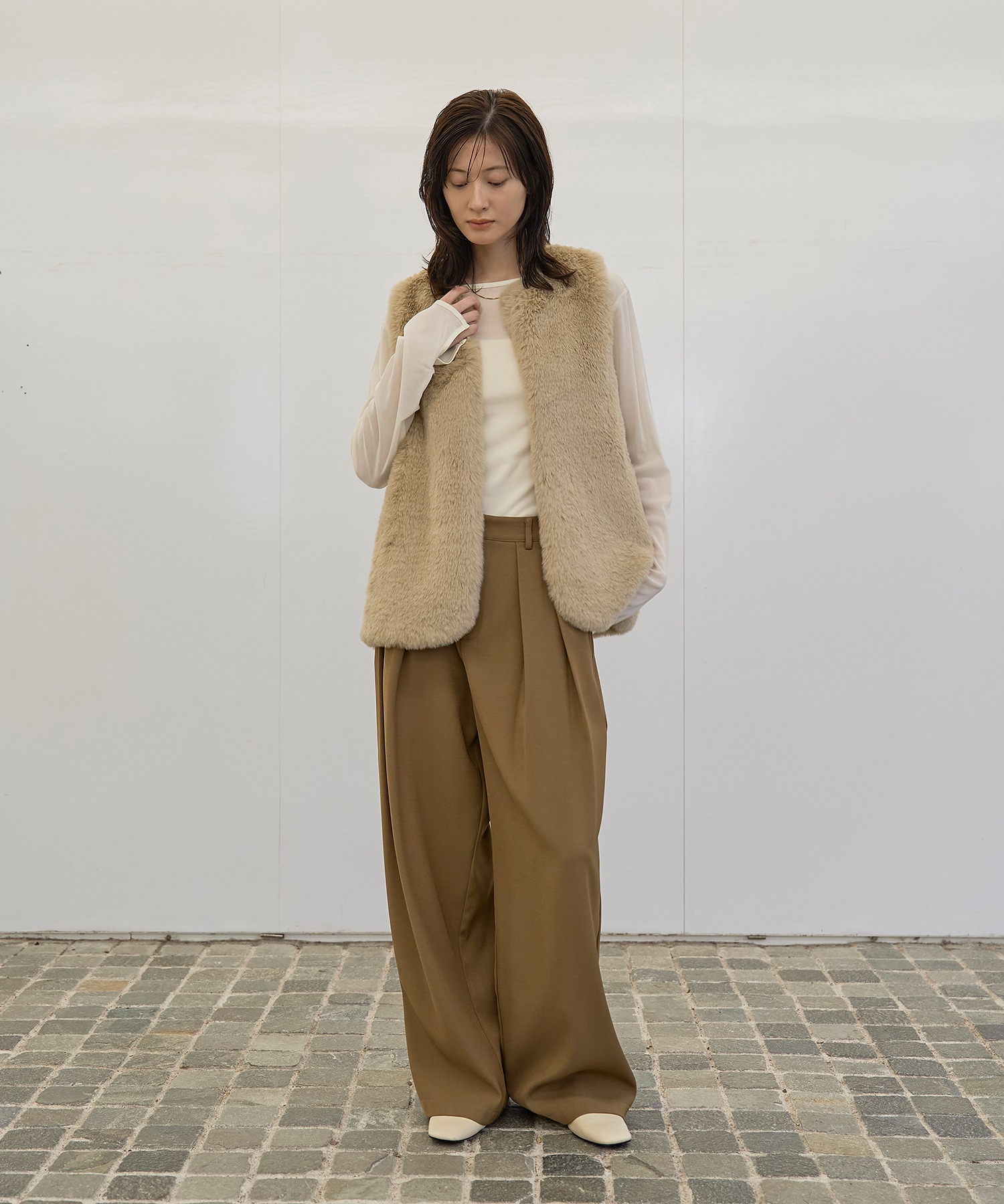 model：H166　着用サイズ：F