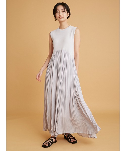 人気急上昇 Emmi Atelier ニットドッキングワンピース