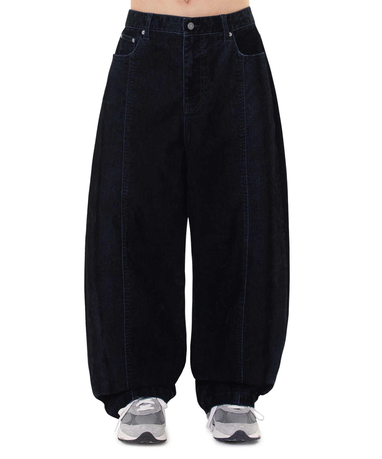 OY/オーワイ』 VELVET DENIM WIDE VOLUME PANTS/ベルベット デニムワイド ボリューム パンツ OY │A'GEM/9×.KOM【公式】｜韓国・ストリートブランド通販サイト エージェムナイン ドットケーオーエム