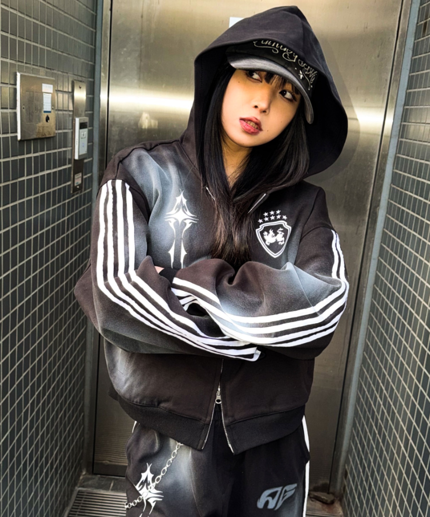 A'GEM/9 × .kom 『A'GEM/エージェム』加工ラインジップパーカー A'gem